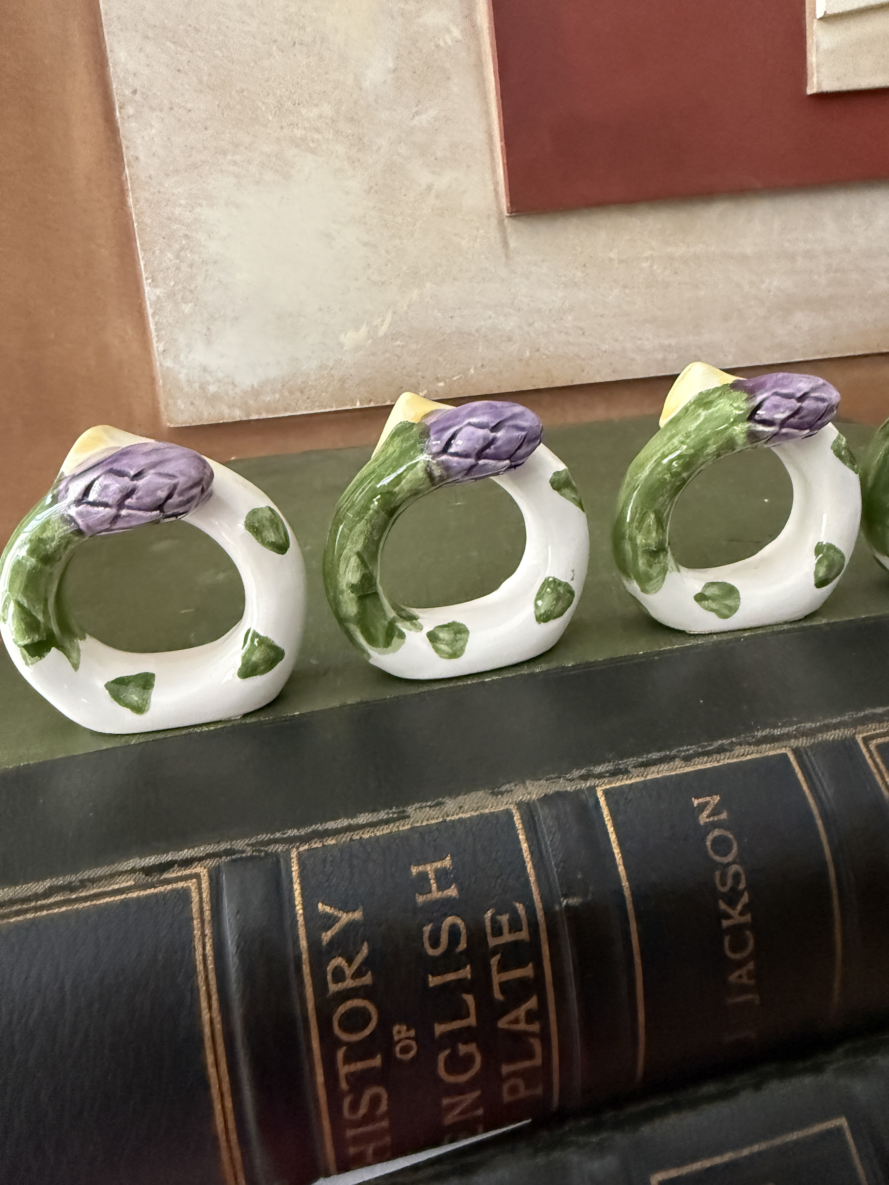 1970s Sheffield Majolica Asparagus Napkin Rings - Set of Five