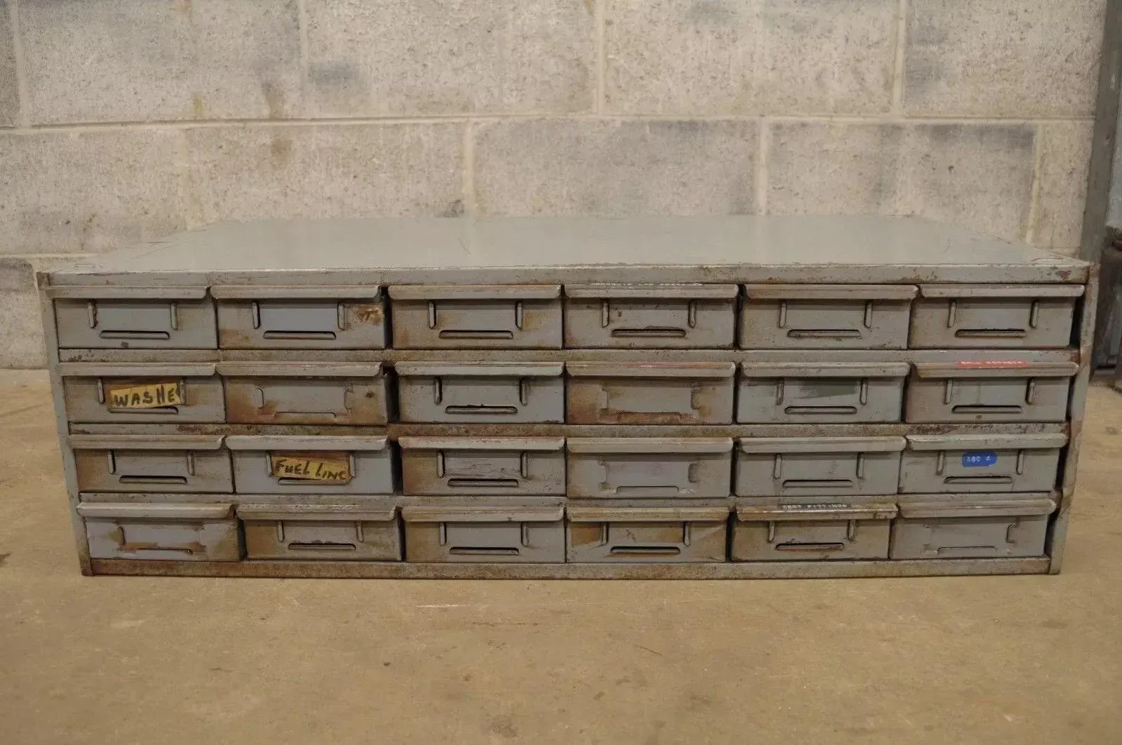 Lyon 24 Drawer Steel Metal Industrial Storage Tool Parts Cabinet Organizer