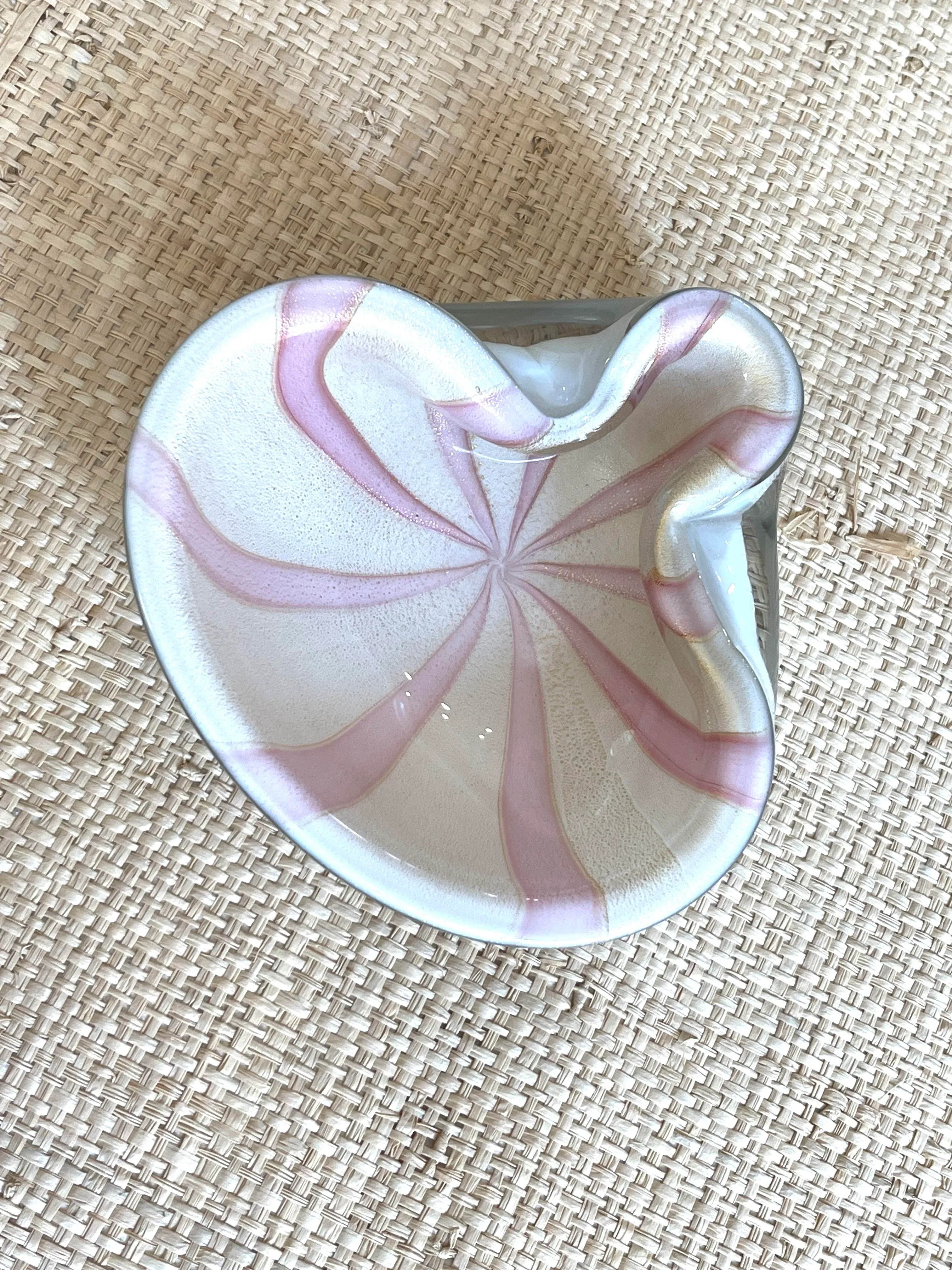 ヴィンテージ Alfredo Barbini Murano サイン入りハート灰皿 ヴィンテージ Alfredo Barbini Murano サイン入りハート灰皿