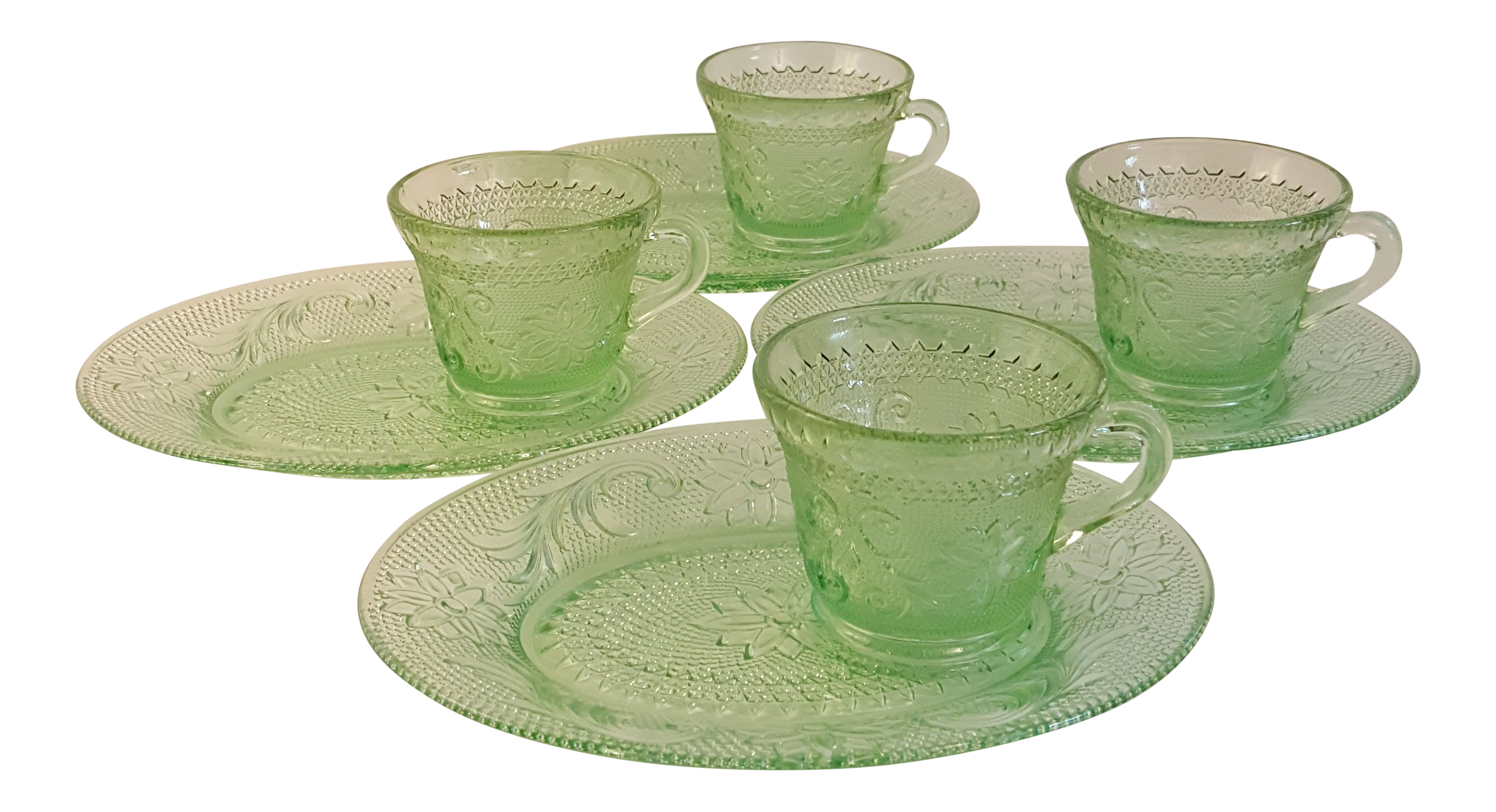 Glass luncheon plates with best sale cups