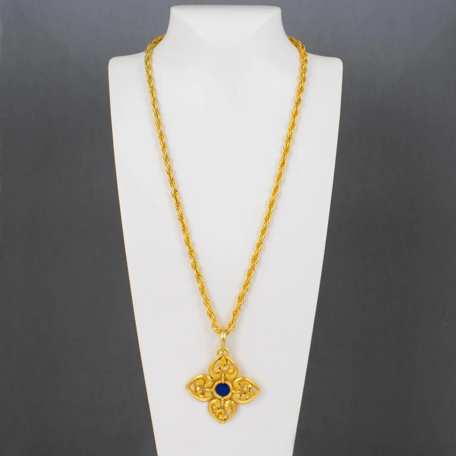 Lanvin/Pearl＆bijoux necklace/France Vintage Lanvin Pearl Necklace - felt
