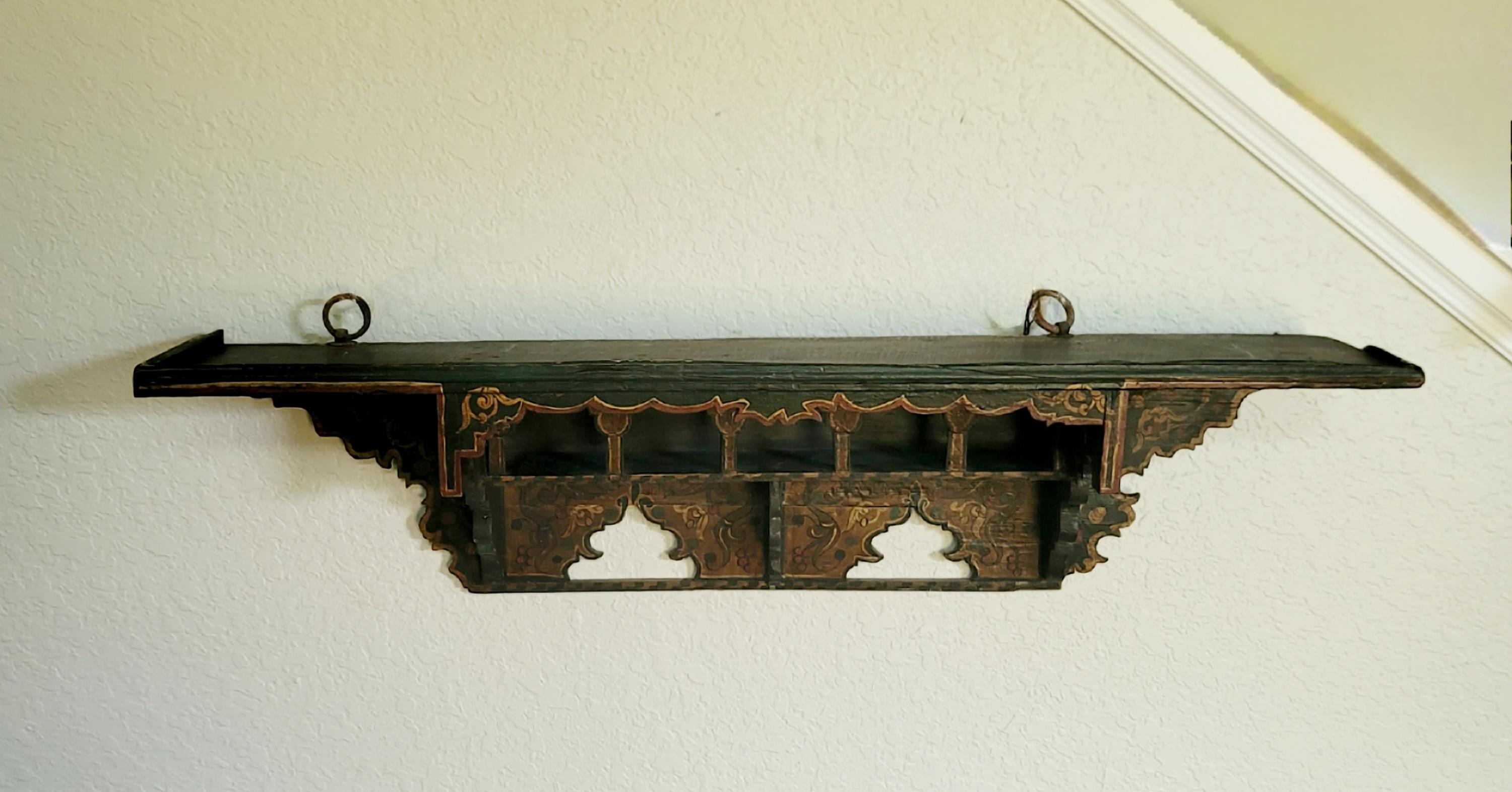 Vintage Moroccan Hand-Painted Wall ShelfAntique 19th Century Imari Arita Paired Export Porcelain - a Pair