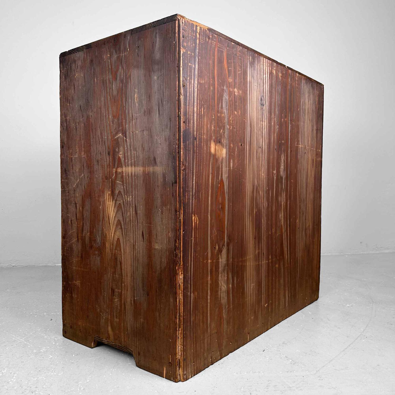 Authentic Tansu Japanese Chest of Drawers, 1920s