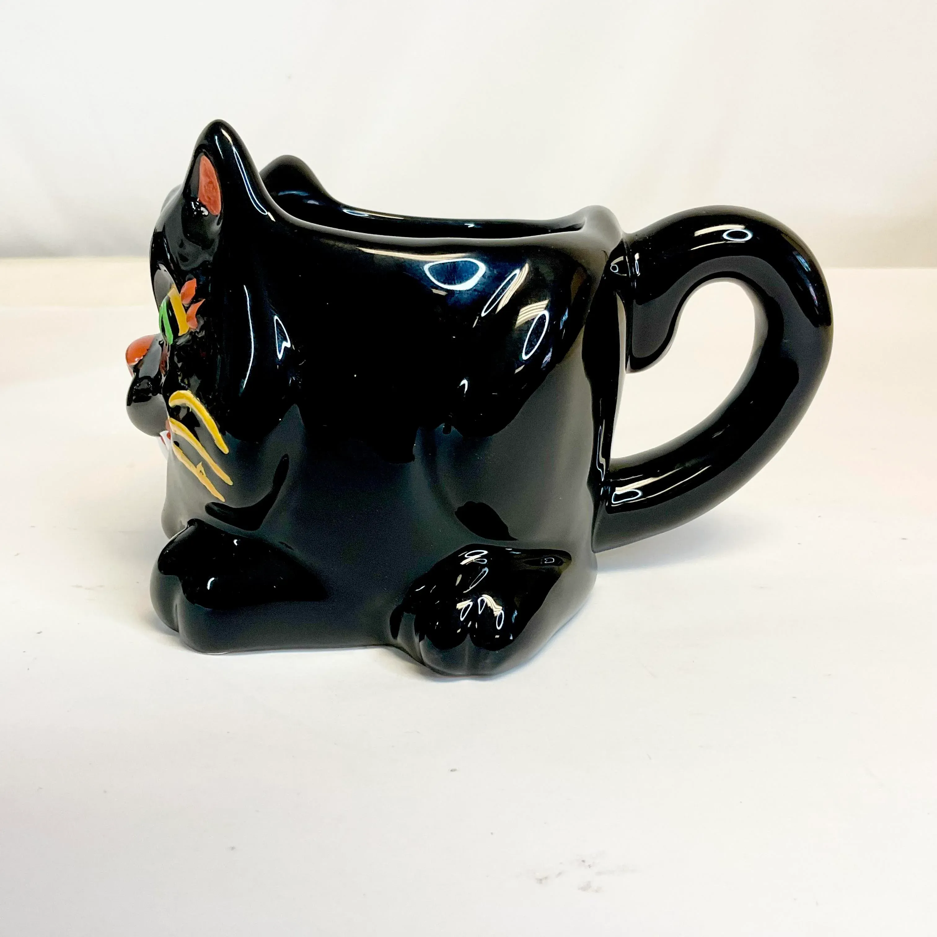 1990s Vintage Art Deco Majolica Halloween Black Cat Coffee Mugs