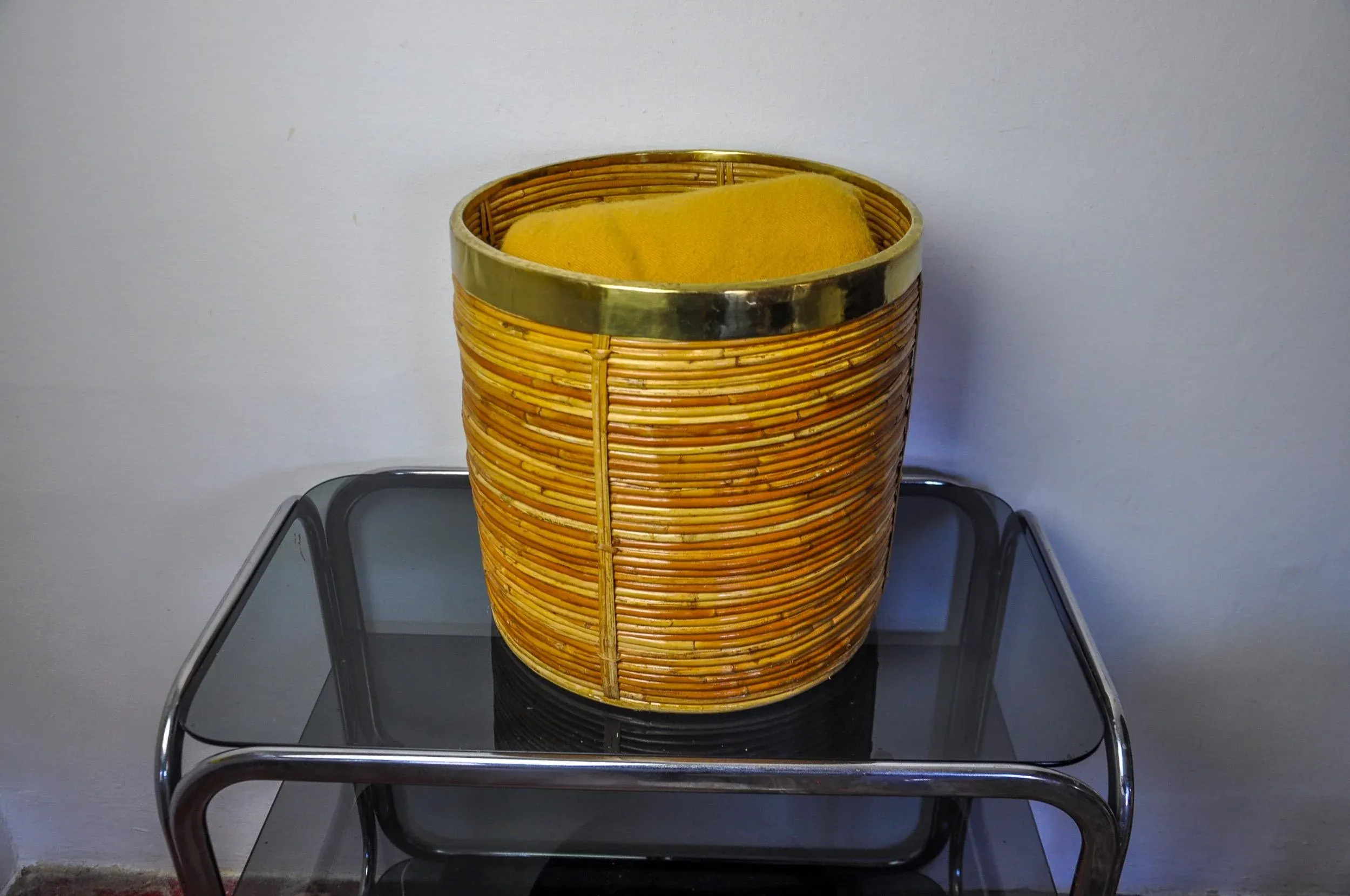 Vintage Italian Basket in Rattan and Brass, 1970