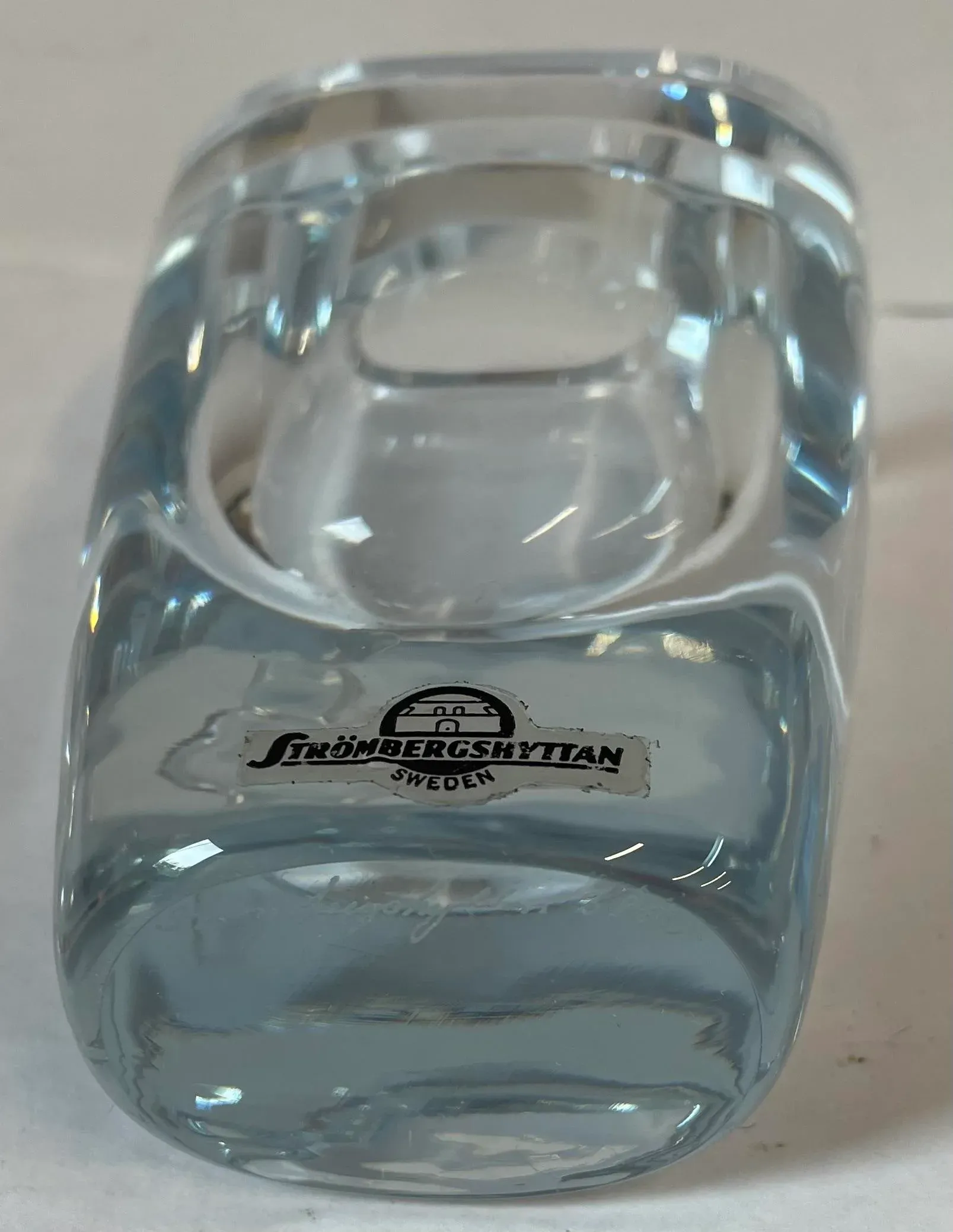 Strombergshyttan Sweden Crystal  Vase、花器 Swedish Strombergshyttan (stromberg) Ice Blue Vase Crystal