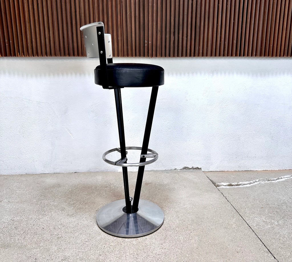 Pedro Miralles AKABA「Dry Martini」ハイスツール Sculptural Model Dry Martini Bar Stool in Steel with Metal Sheet