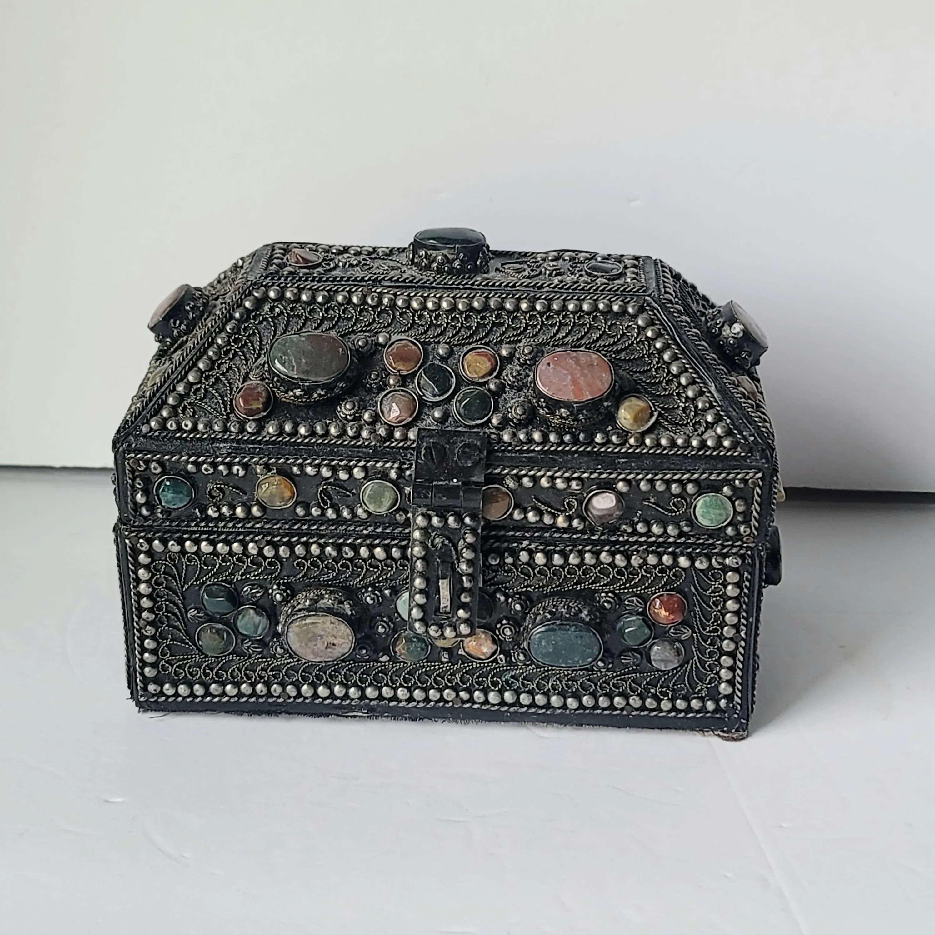 1970s Vintage Agate Inlaid Moroccan Jewelry Box | Chairish