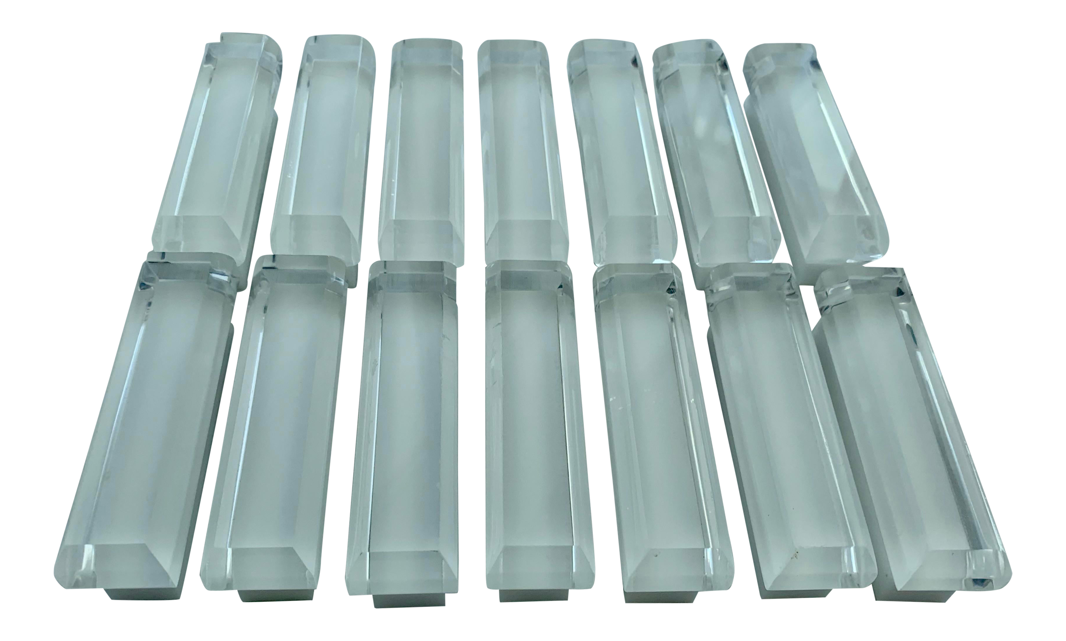 1960s Mid Century Lucite Drawer Pulls Set Of 14 Chairish