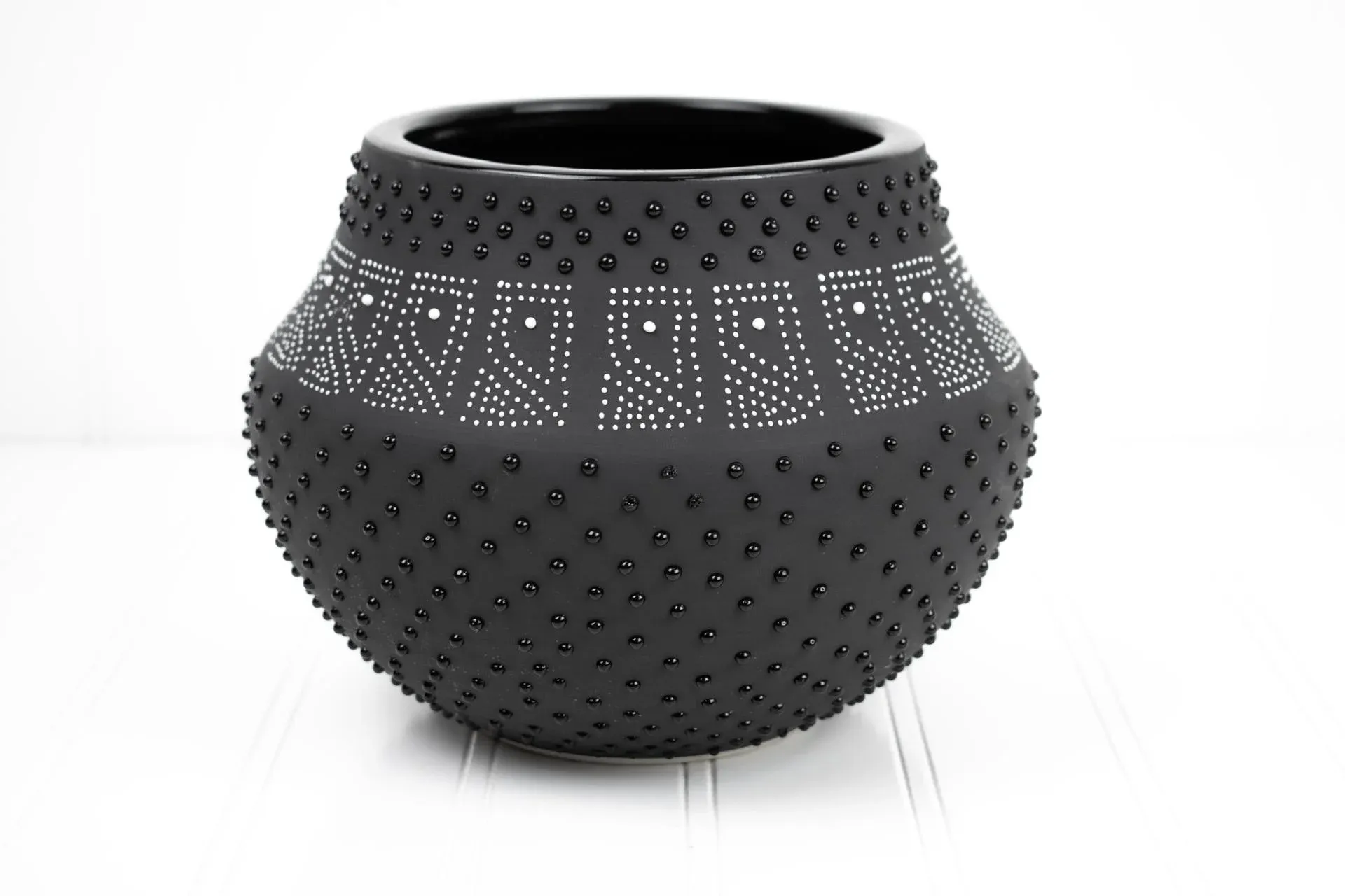 2016 West Elm Textured Matte & Glossy Black Planter | Chairish