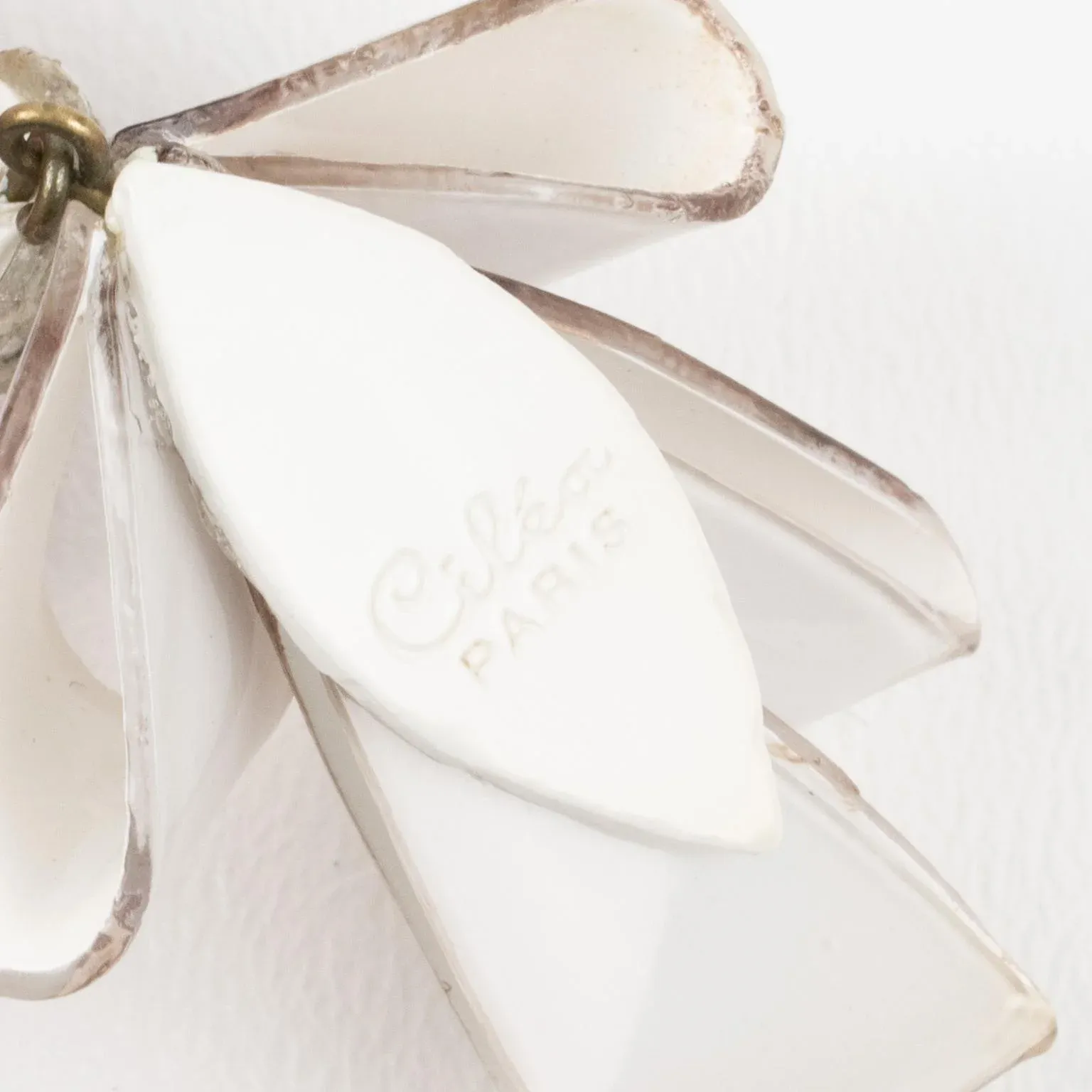 Cilea Paris Dangle Resin Pair of Pierced Earrings Off-White Ribbon