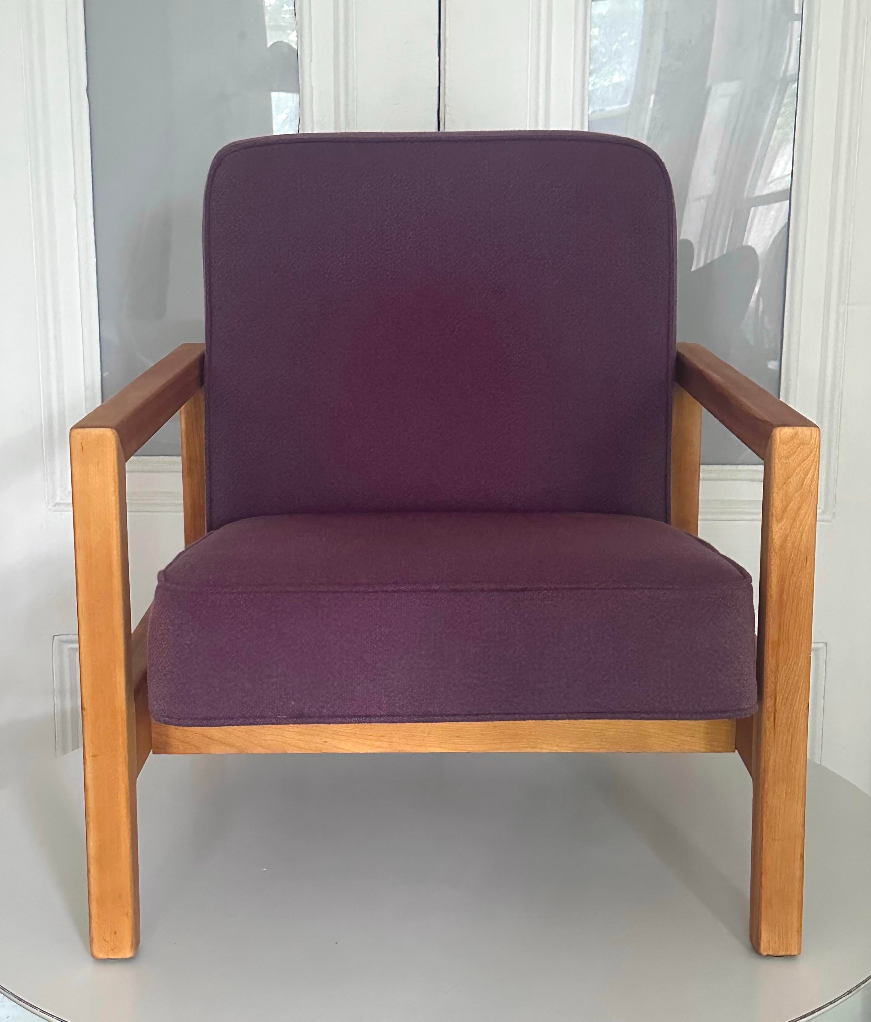 アート・デザイン・音楽 HERMAN MILLER LOUNGECHAIRS