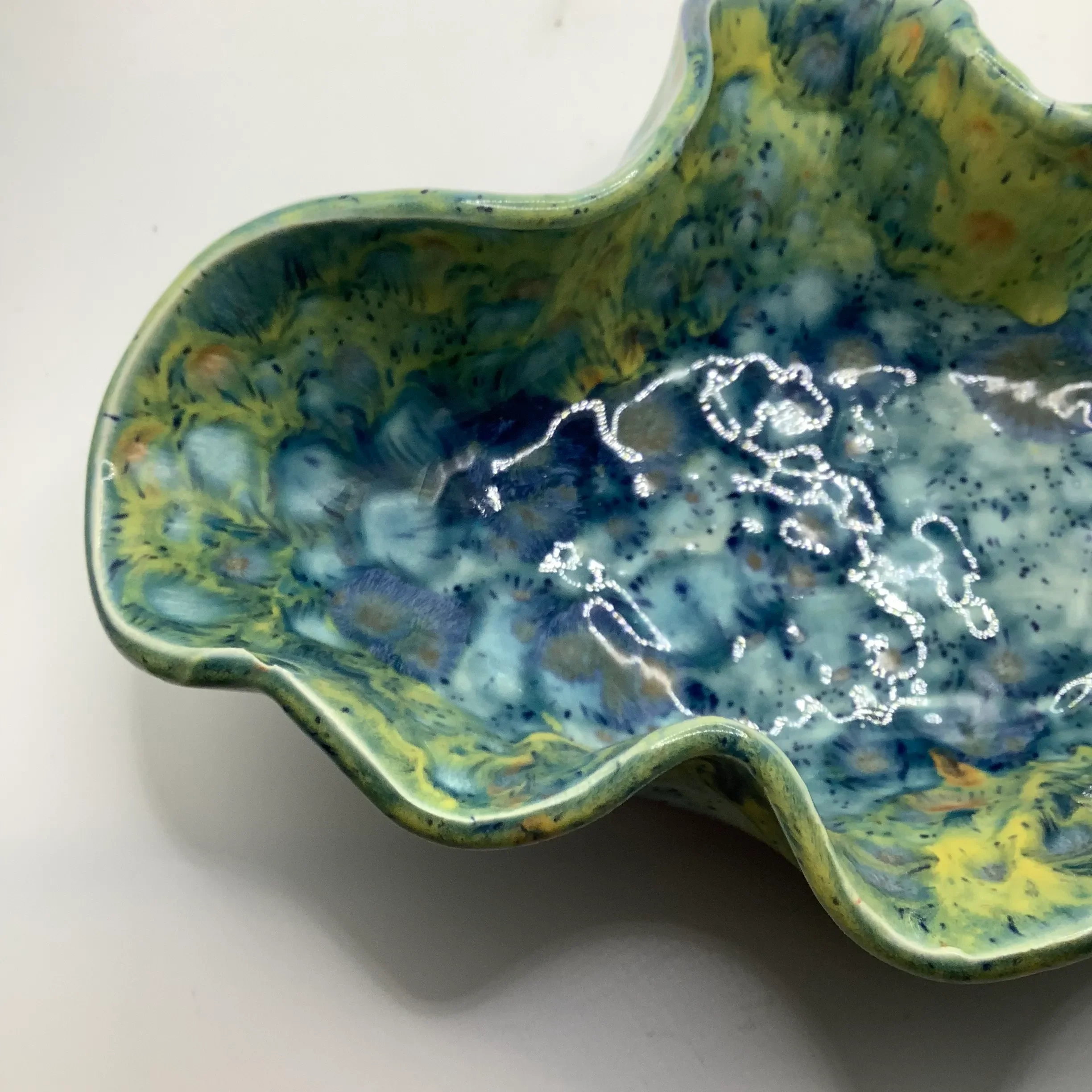 Vintage Funky Abstract Handmade Scalloped Edge Stoneware Pottery Glazed Bowl