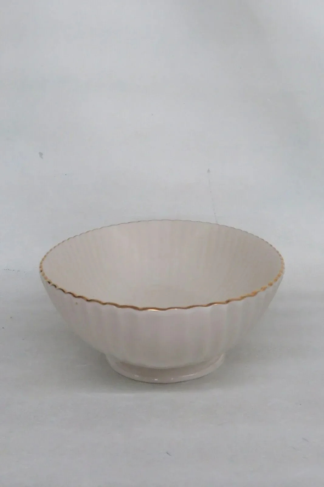 Lenox China Fluted Centerpiece Ivory 24k Gold Scalloped Oval
