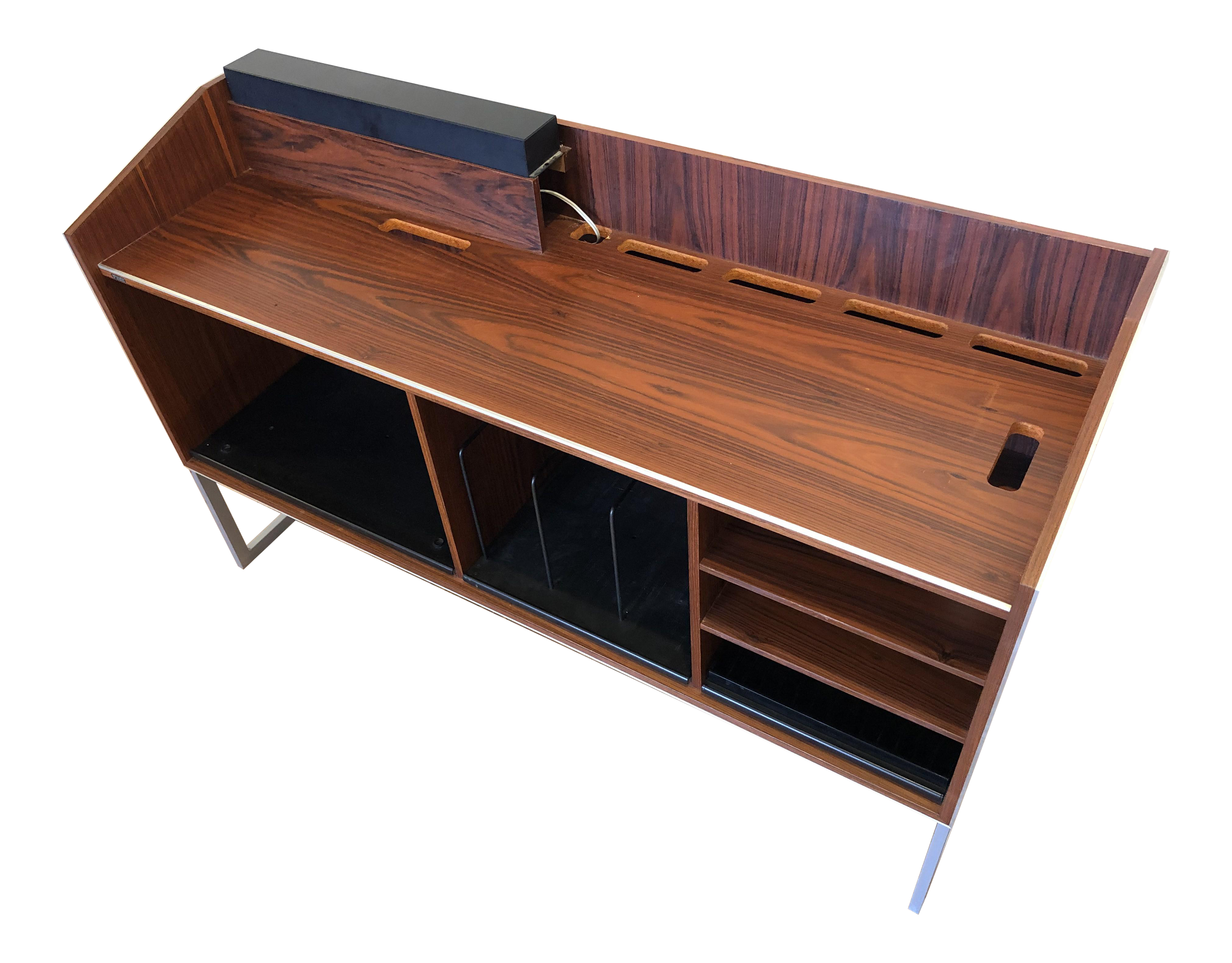 Bang And Olufsen Mid Century Rosewood Stereo Cabinet Console