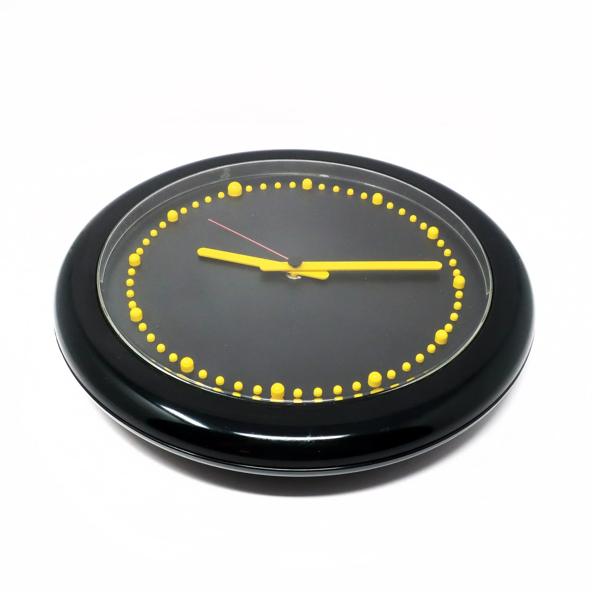 ~casse-croûte1936~もんち 1980s Postmodern Black and Yellow Rexite Zero 980 Wall Clock