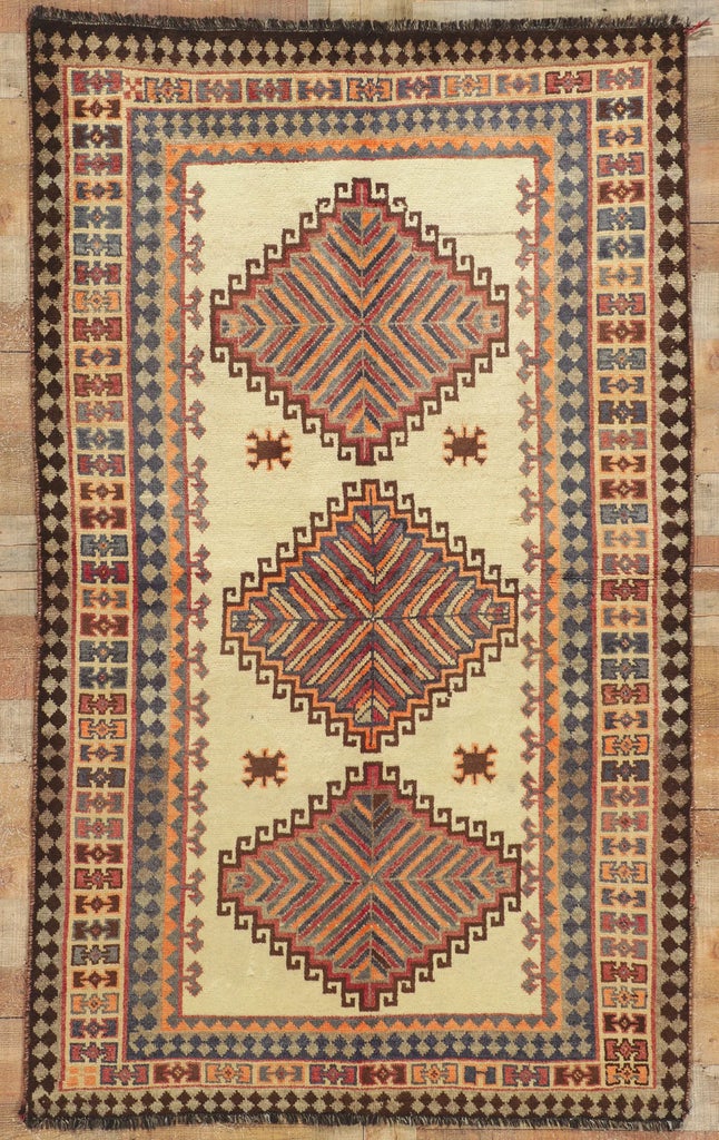 Mid 20th Century Vintage Persian Shiraz Rug, 04\