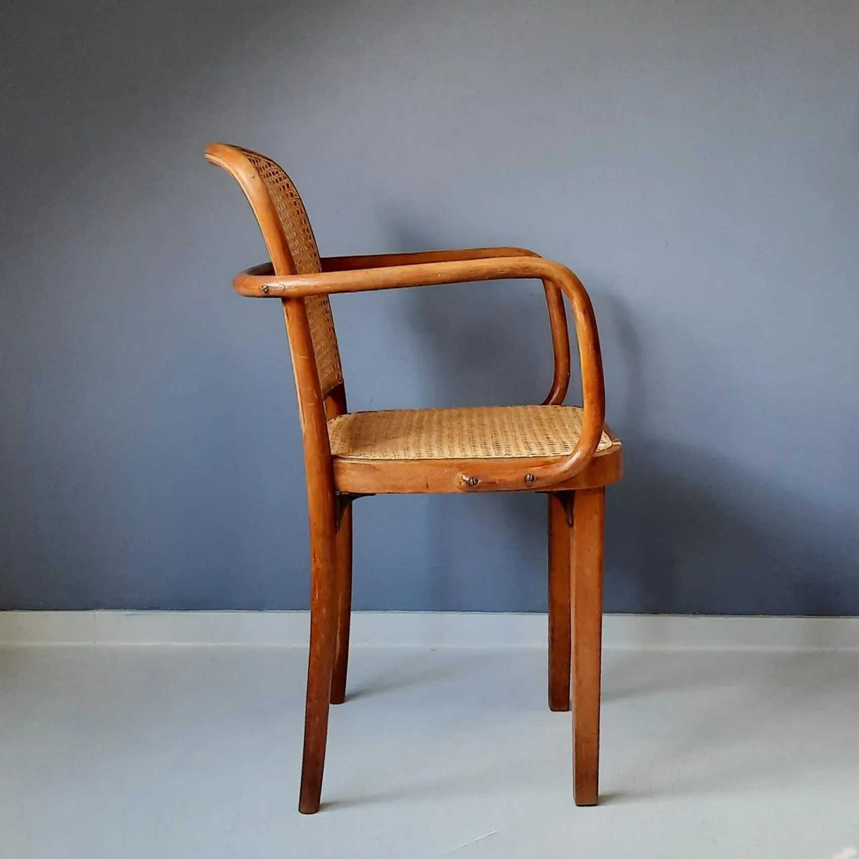 Thonet 811 Hoffmann Chair 811 F Or Prague Chair By Josef Hoffmann