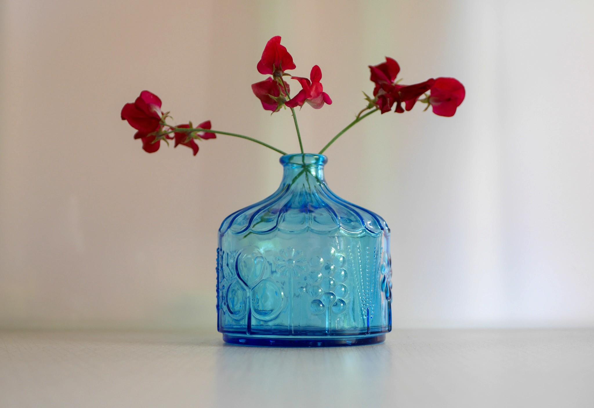 Finnish Art Glass Flora Vase by Toikka for Nuutajärvi