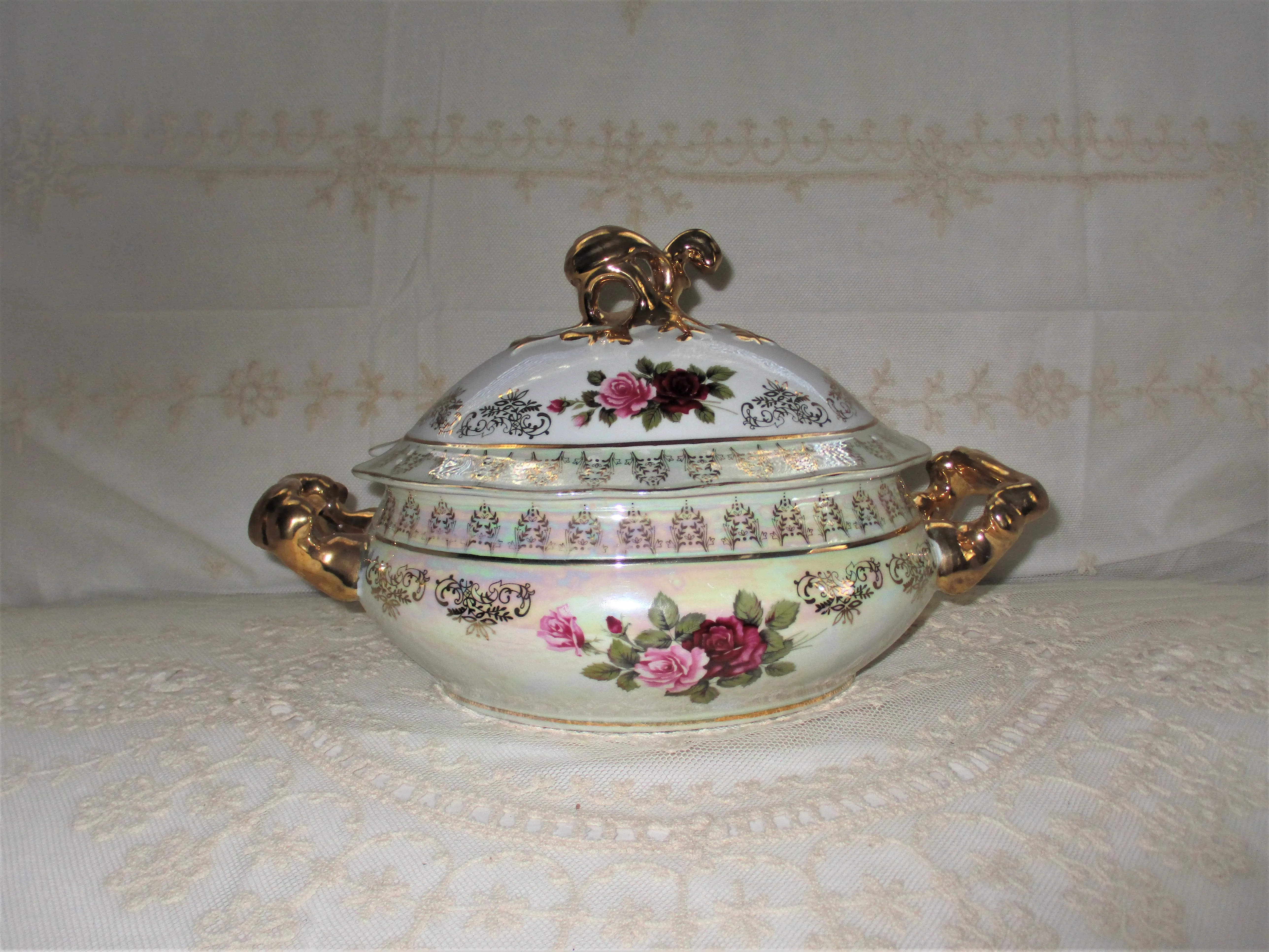 1950s Vintage Boheman Fine Porcelain Luster Soup Tureen With Roses
