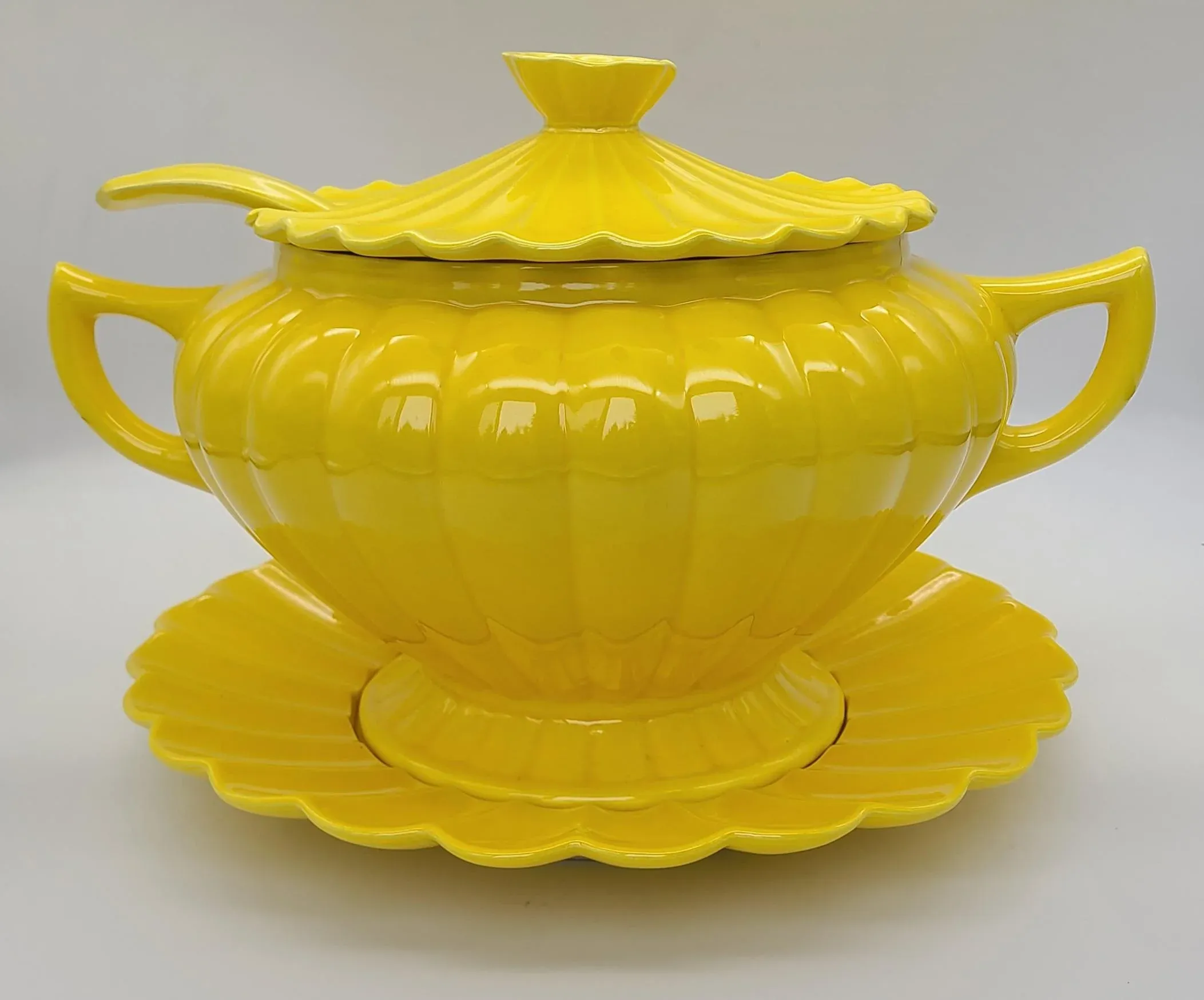 新品 英国製 【California 】Soup Dish 4枚 Mid Century California Pottery Vibrant Yellow Soup Tureen
