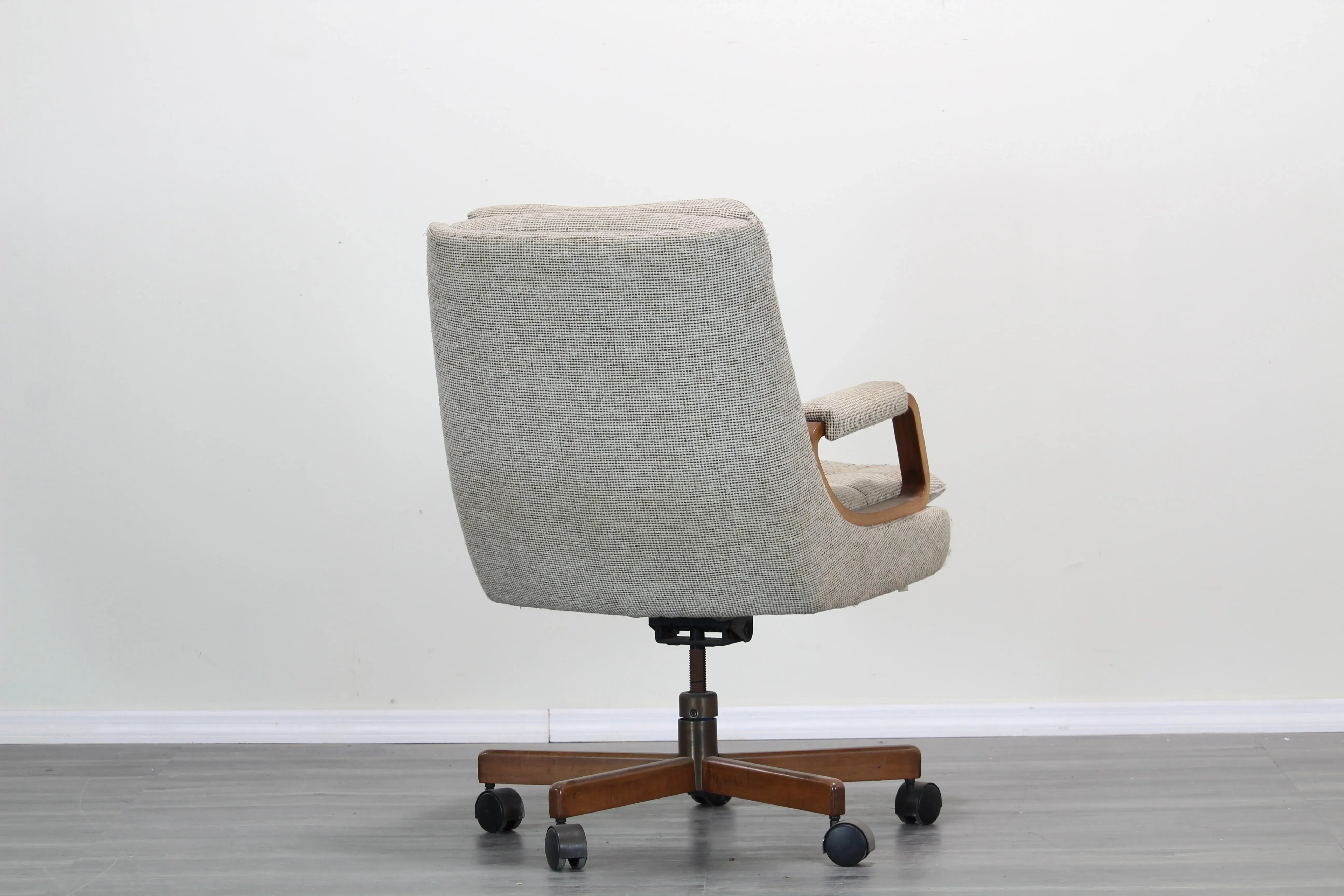 Mid Century Upholstered Office Chair | Chairish