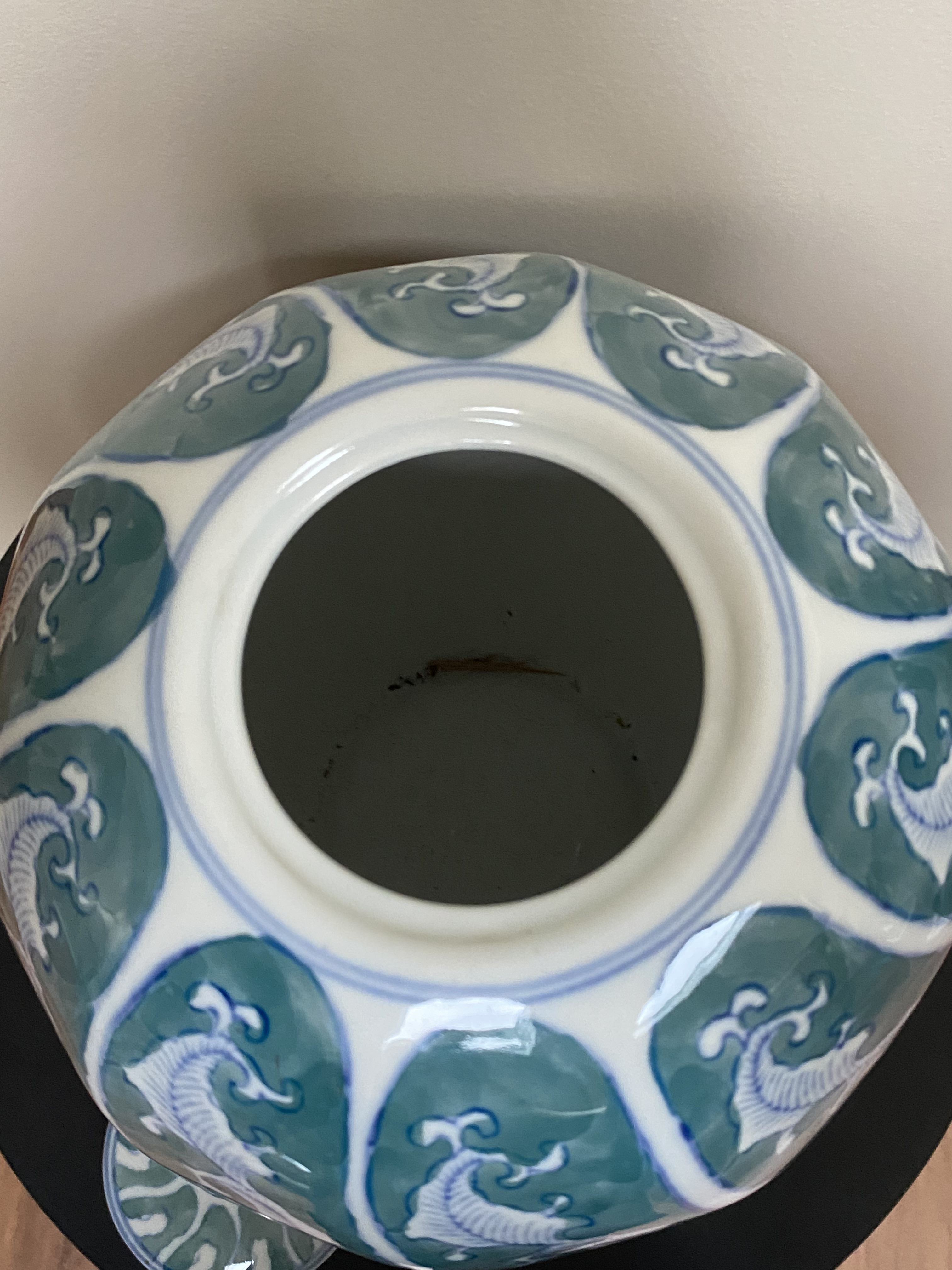 Vintage Mid-Century Chinese Chinoiserie Style Hand-Painted Porcelain Ginger Jar