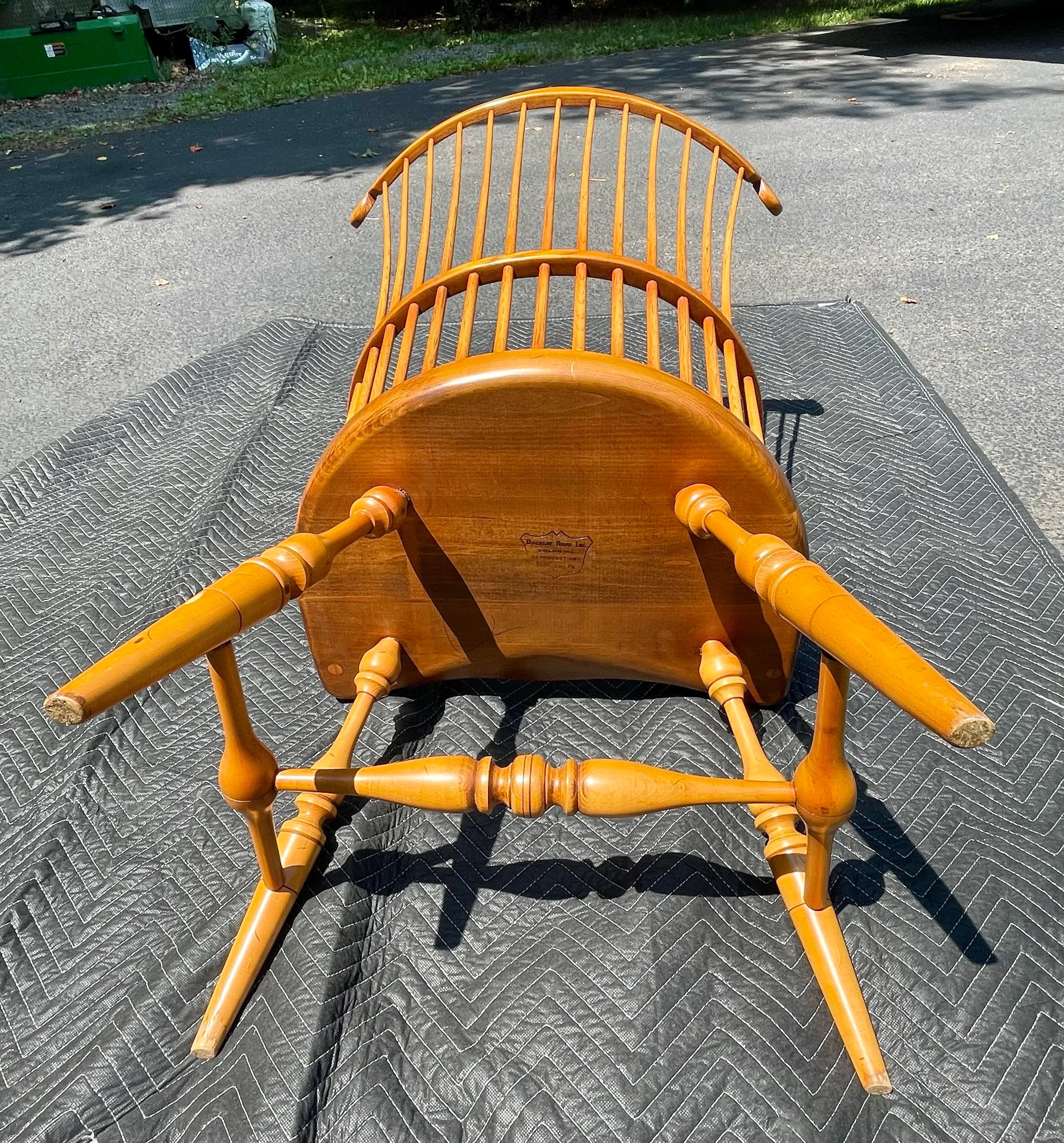 Fredrick Duckloe and Brothers Fan Back Windsor Chairs- a