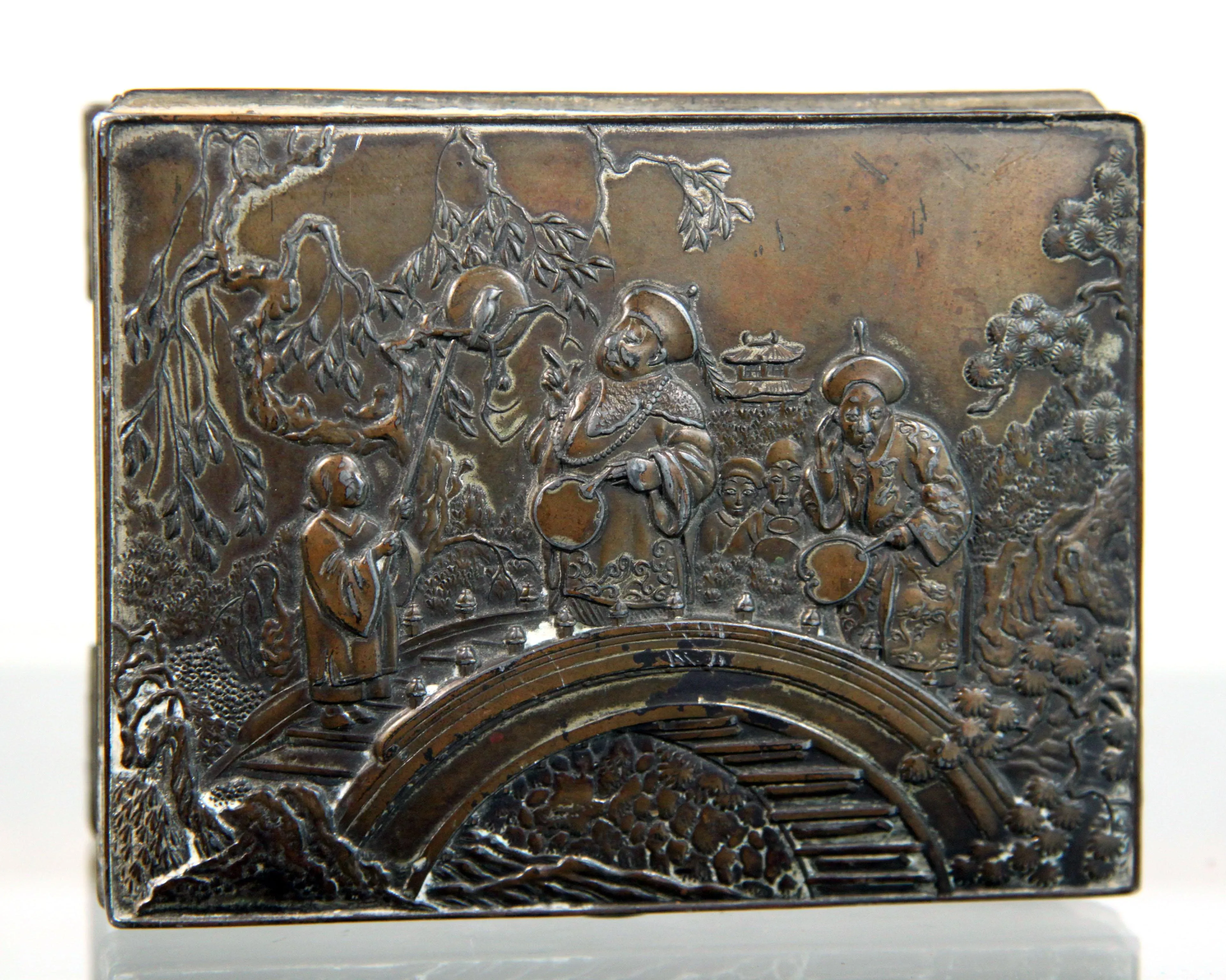 銅蟲 煙草入れ(木箱あり)1956年製：Old Copper box：Japan Antique Silvered Copper Japanese Cigarette Box with Pagoda