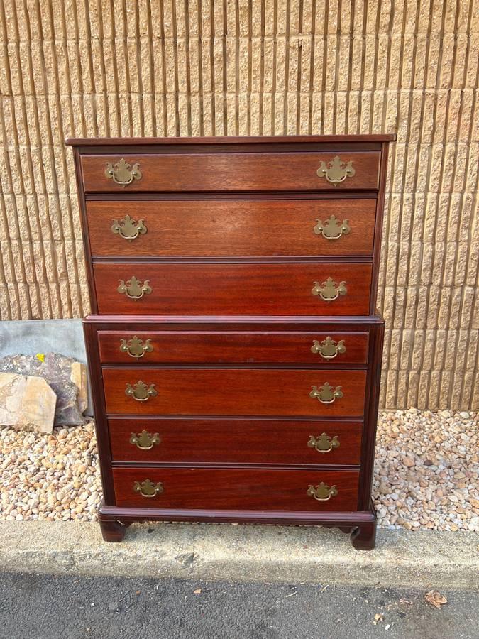 Maddox Furniture Chippendale Style Solid Mahogany Bracket Foot