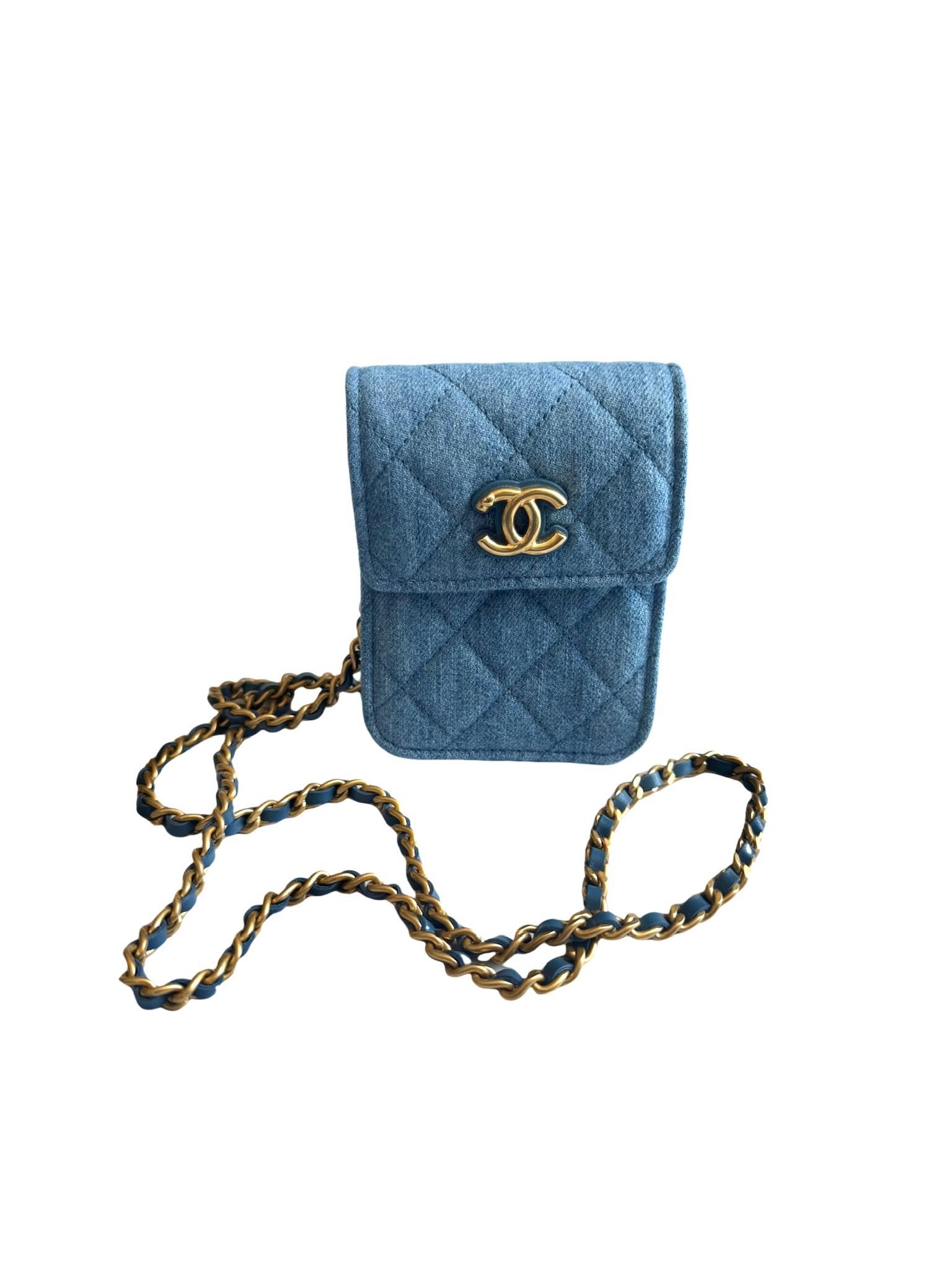 chanel-mini-denim-chain-