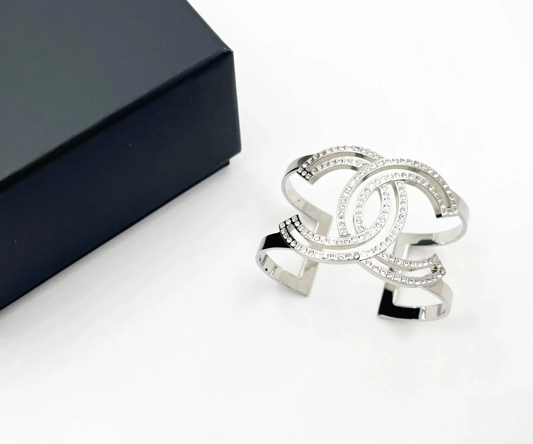 Chanel CC logo Earrings Boucles Oreille Z2371 Mint Rare | eBay