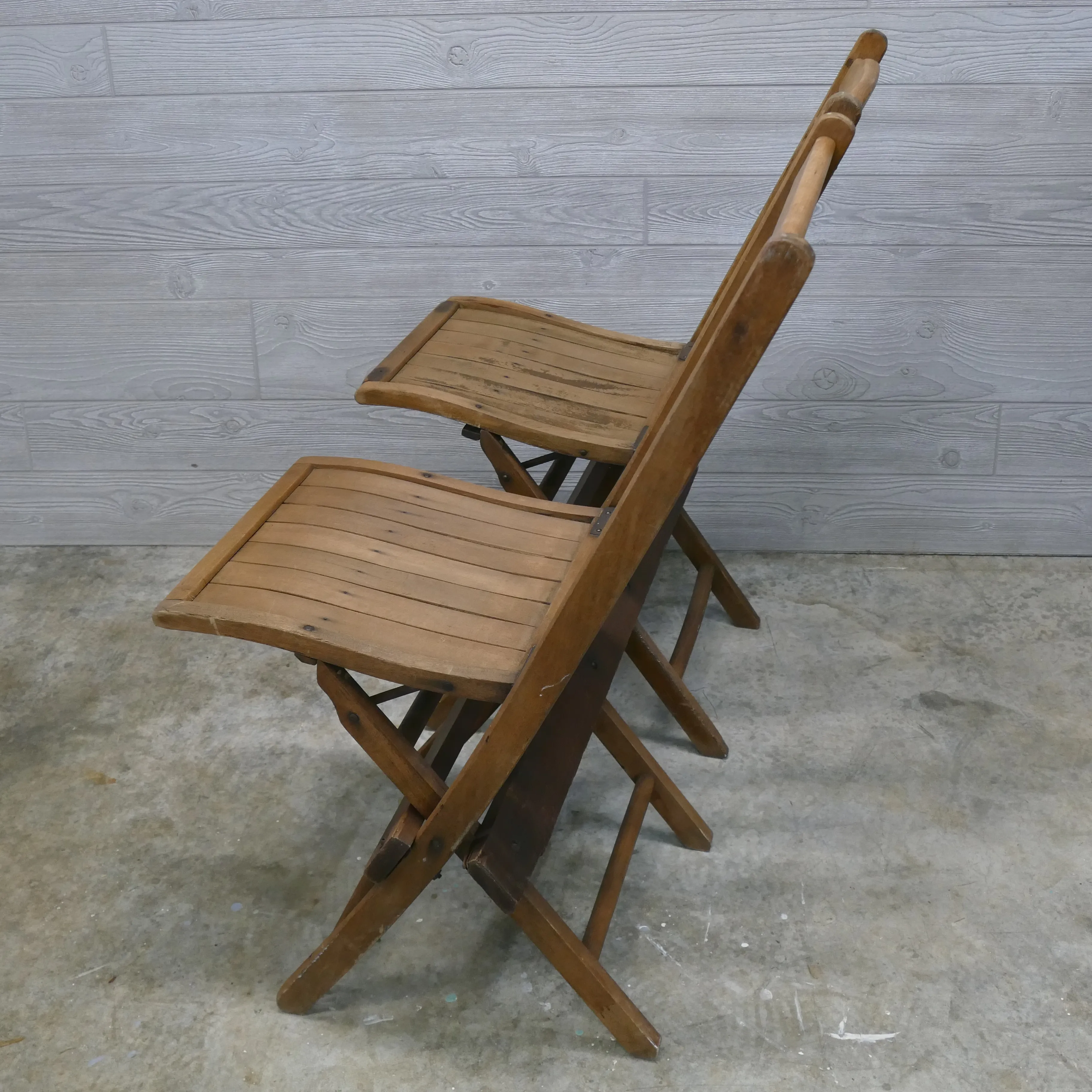 Antique double wooden folding chairs hot sale