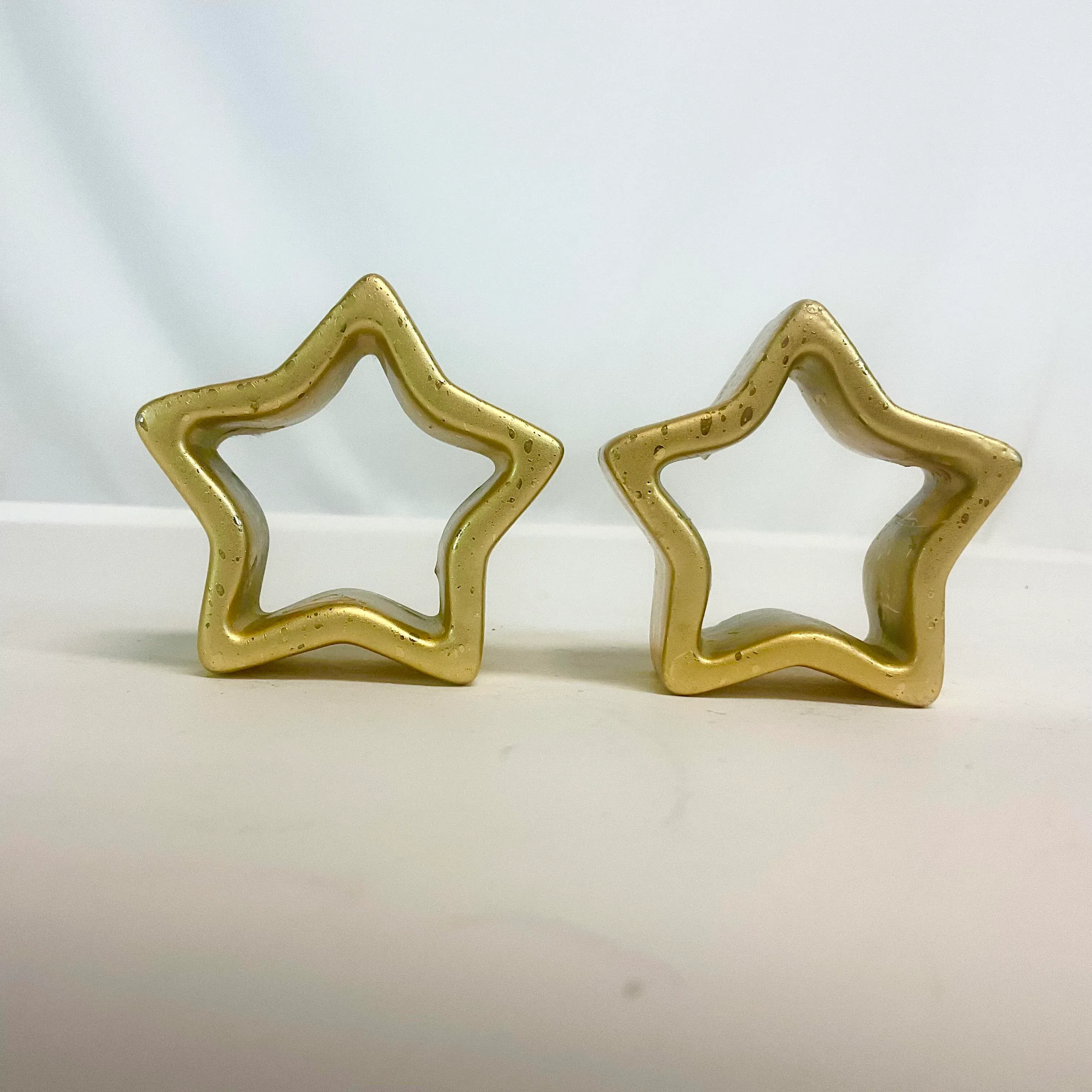 1980s Postmodern Hollywood Regency Ceramic Star Napkin Rings - Set of 12