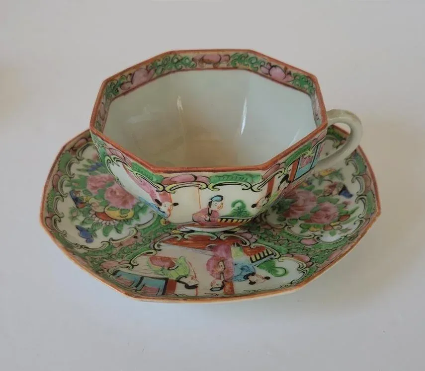 アンティーク　チャイナ　ローズメダリオン ２枚　Chinese Rose Mid 20th Century Chinese Rose Medallion Garden Stool – House