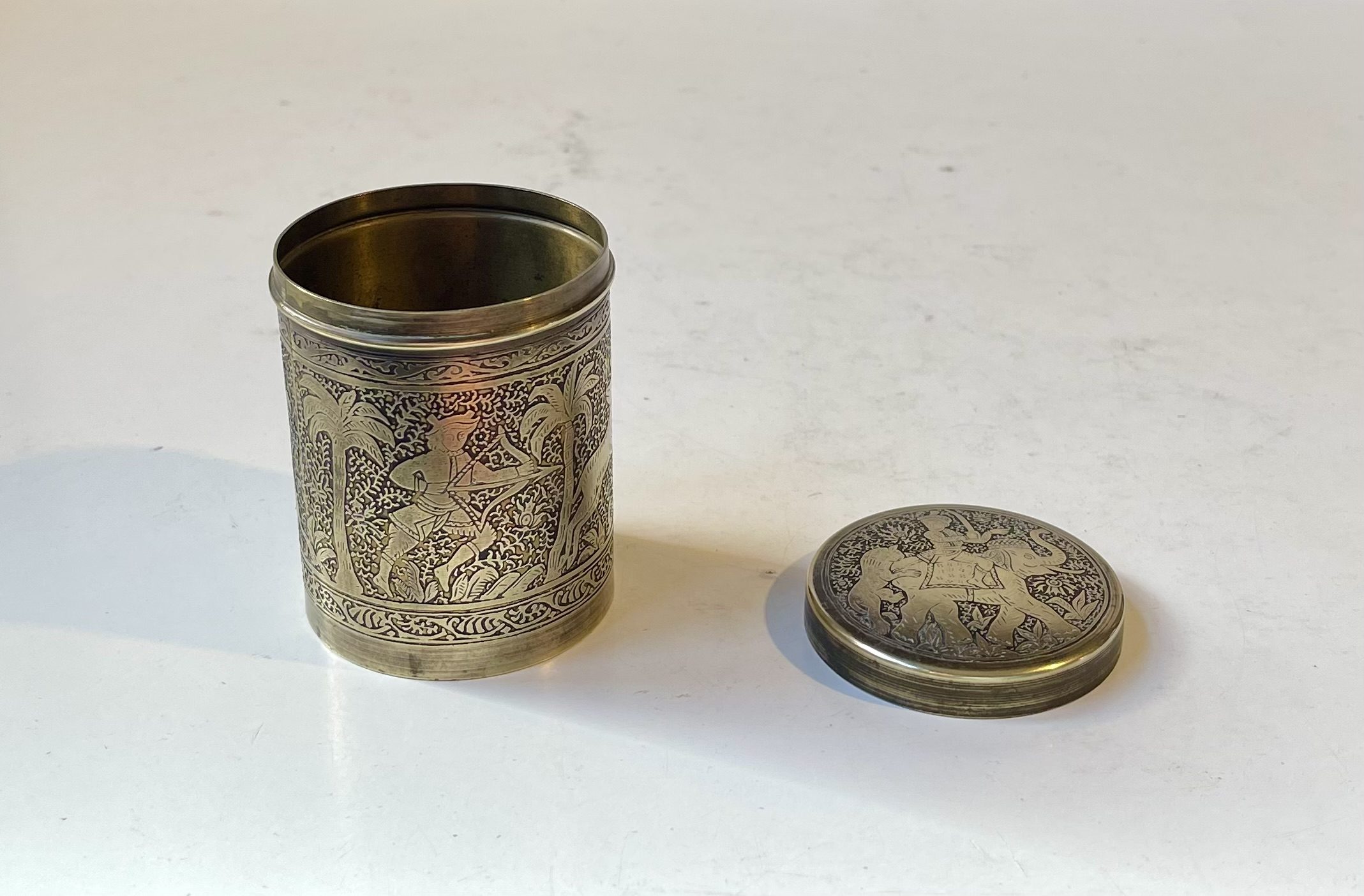 Vintage Indian Tobacco Jar in Engraved Brass, 1970s