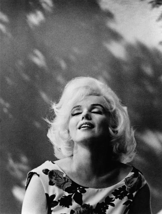 MARILYN MONROE LIFE OF 1926-1962 & 切手シート Amazon.com: USPS Legends of Hollywood Marilyn Monroe (1926
