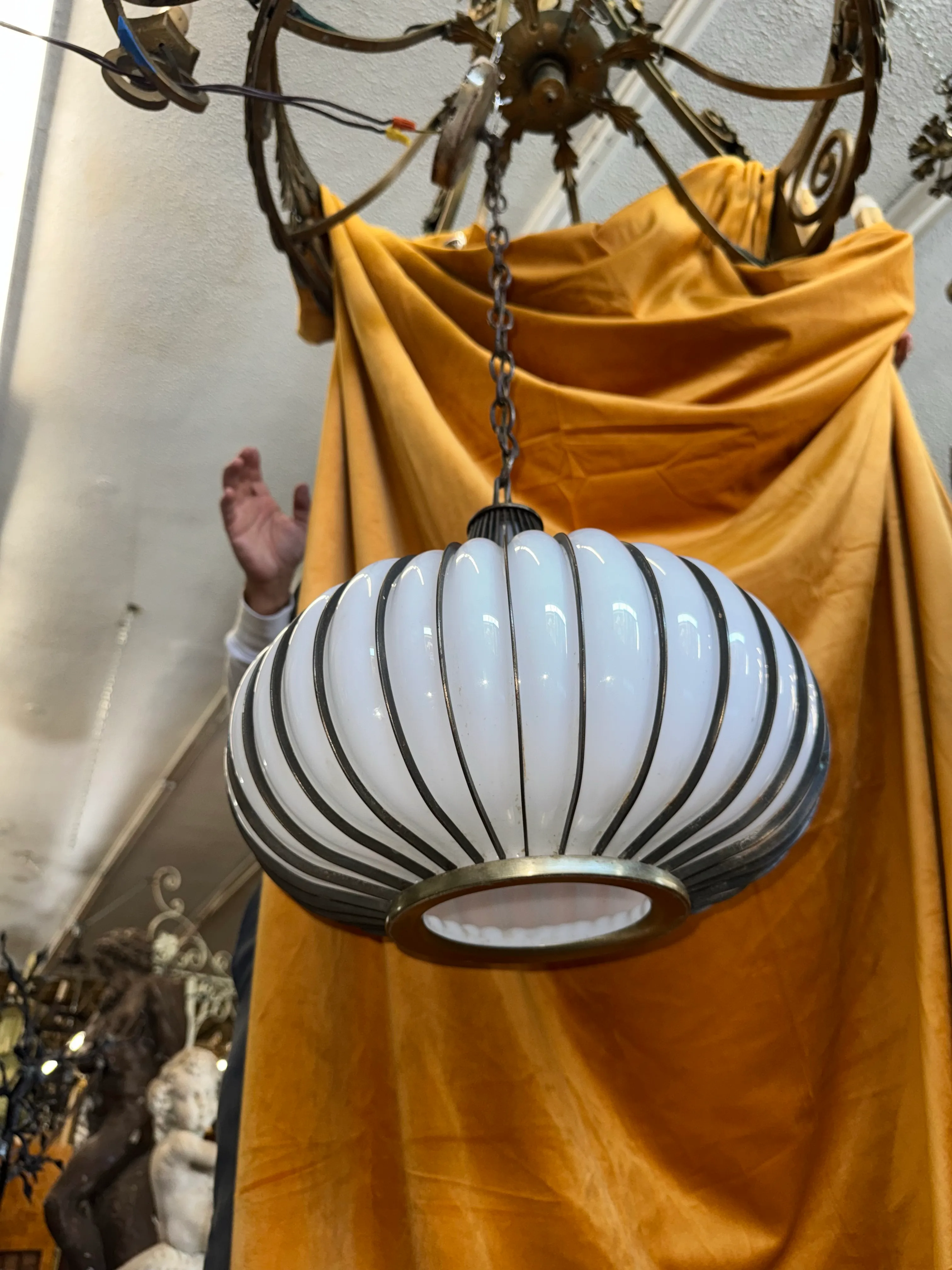 Vintage 1960s Lightcraft of California Onion Swag Pendant Lamp