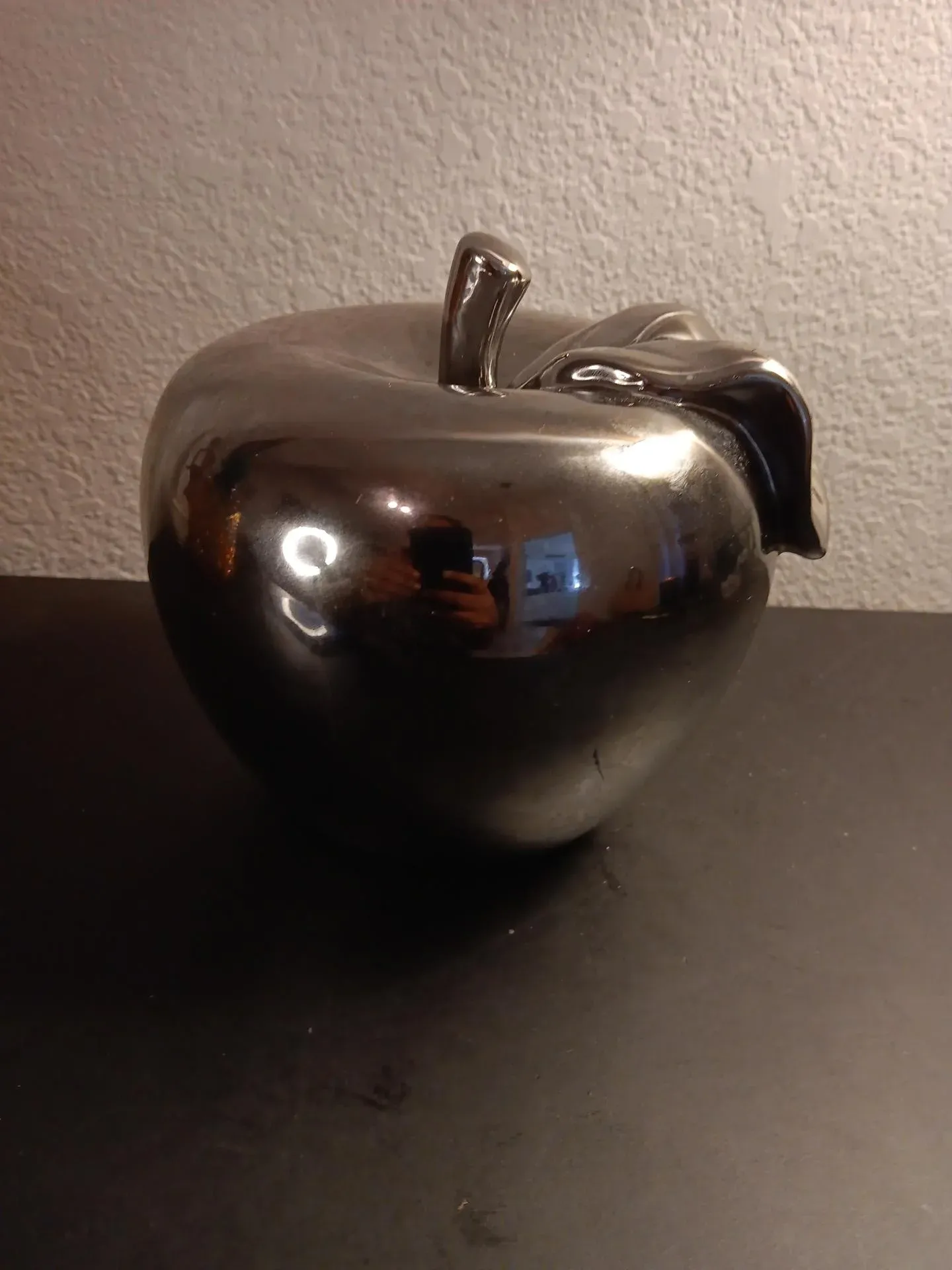 1980s Wilton Armetale Usa Aluminium Apple Figurine