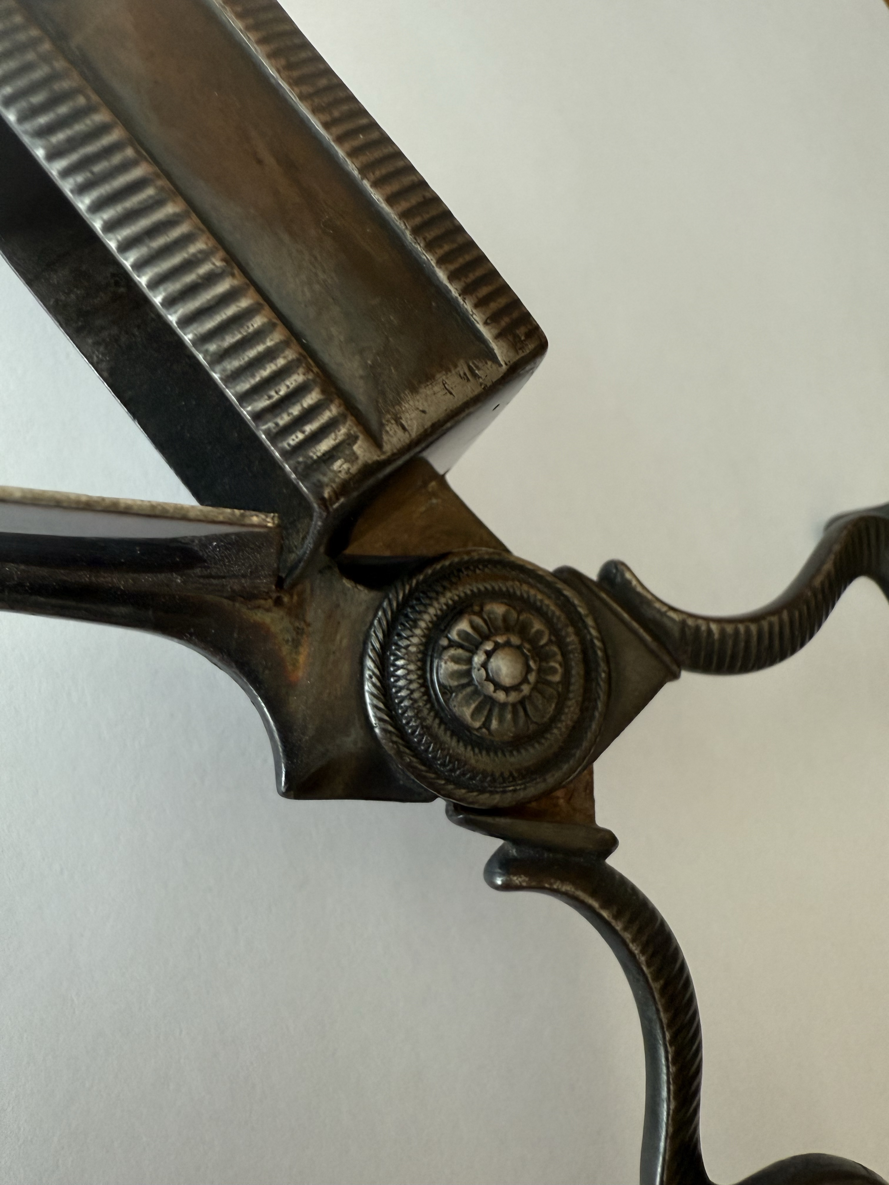 Antique Footed Ornate Candle Snuffer Wick Cutter / Trimmer  display picture 1
