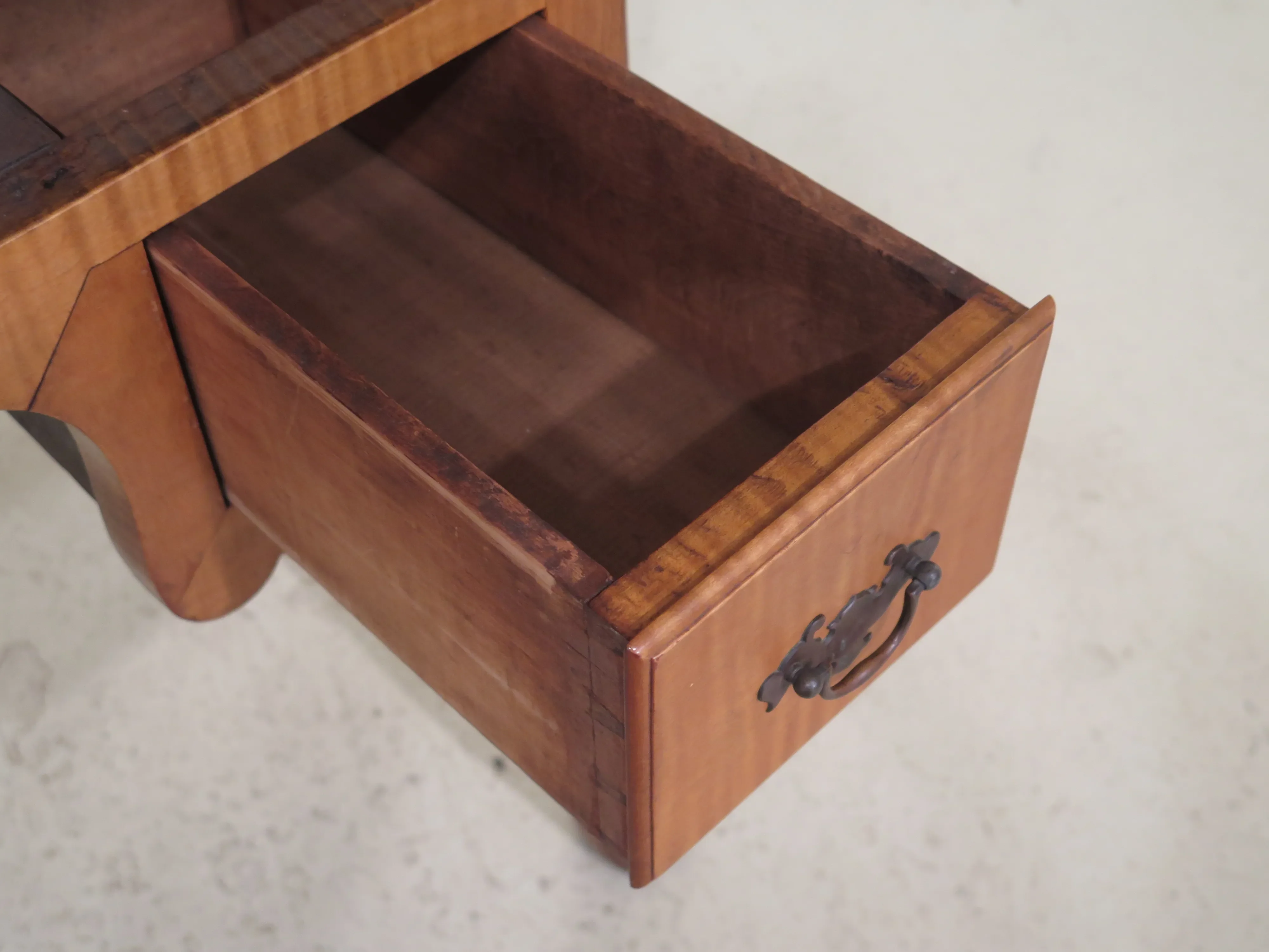 19th Century Antique Tiger Maple New England Lowboy