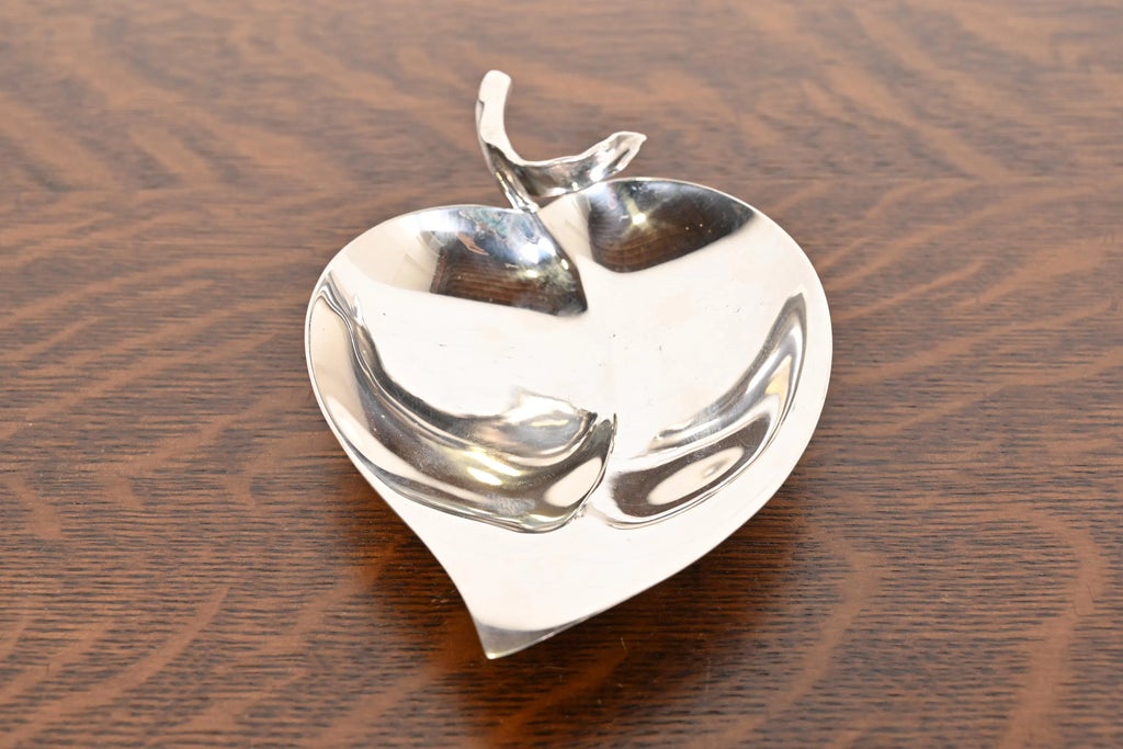 TIFFANY&CO. ティファニー リーフ 小皿 MAKERS Tiffany & Co. Art Deco Sterling Silver Leaf Form Catchall Tray