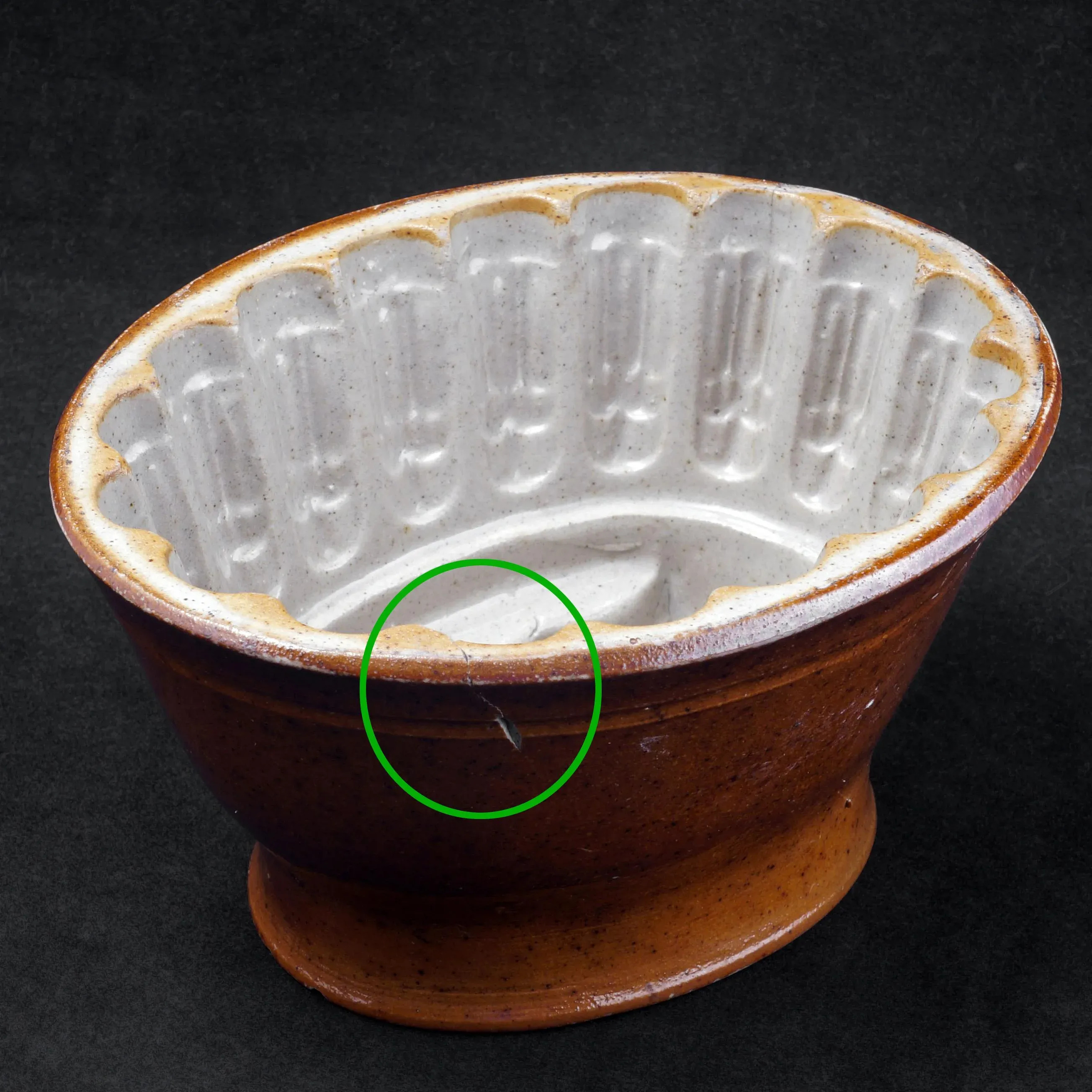 Late 19th Century Small Dark Victorian Food Mold With Wheat Sheaf Design