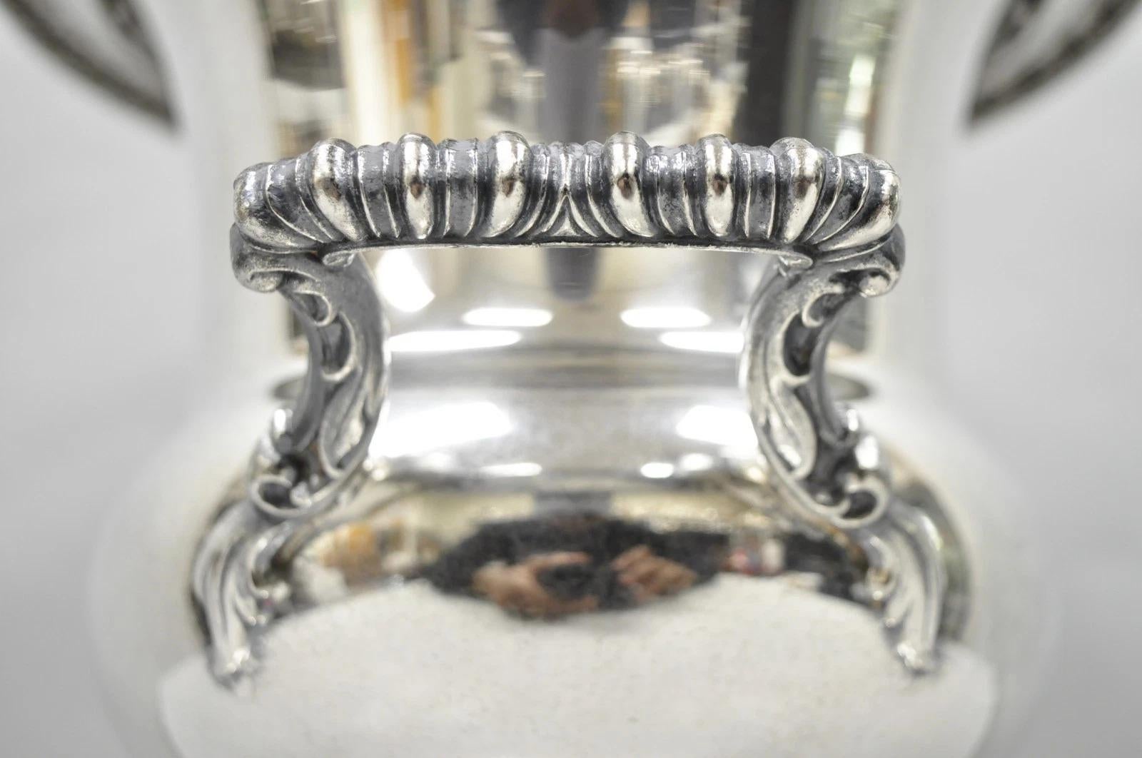 Mid 20th Century Wm Rogers & Son 2051 Spring Flower Silver Plated 