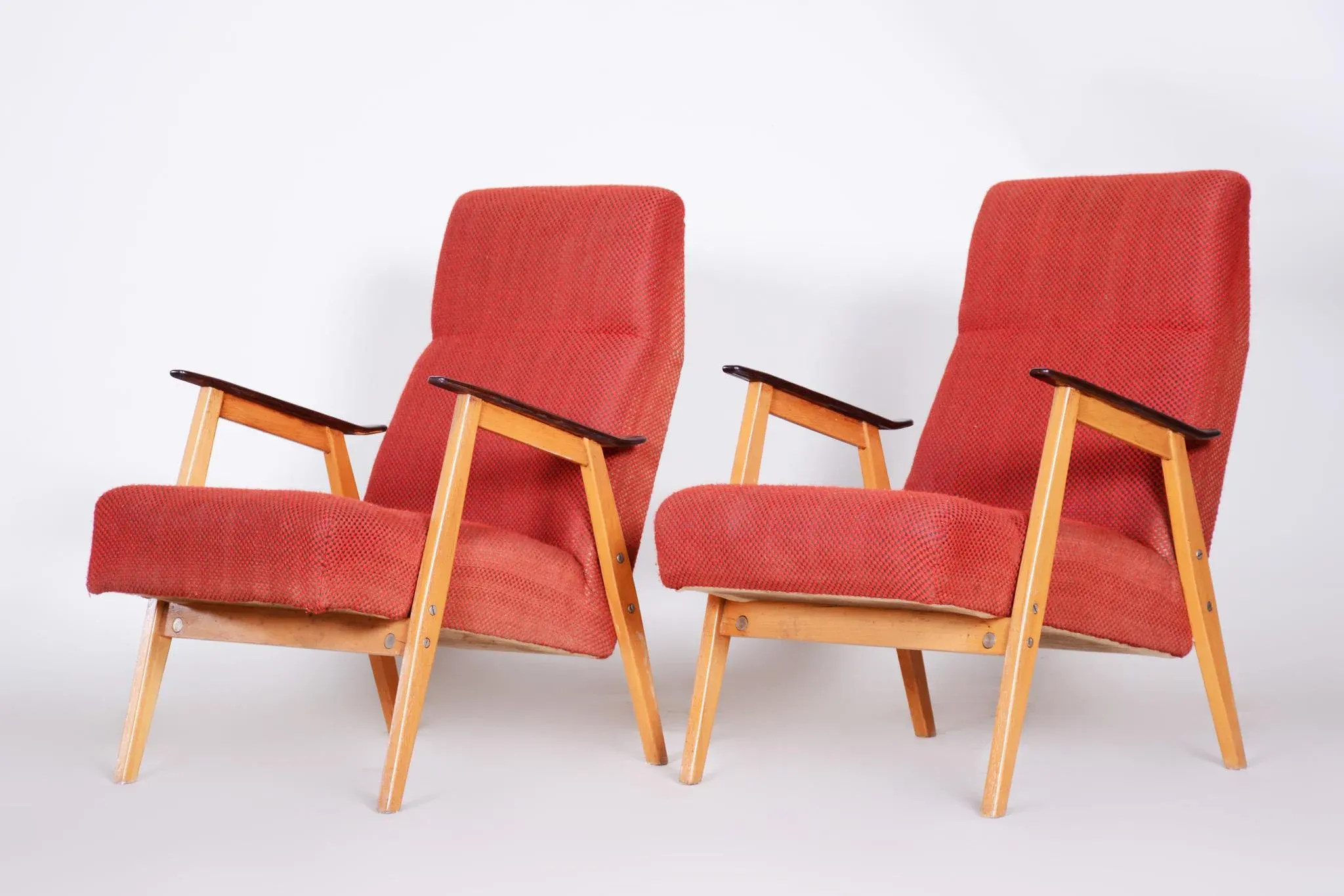 Set of Mid-Century Beech Armchairs attributed to Jaroslav Šmídek, 1950s