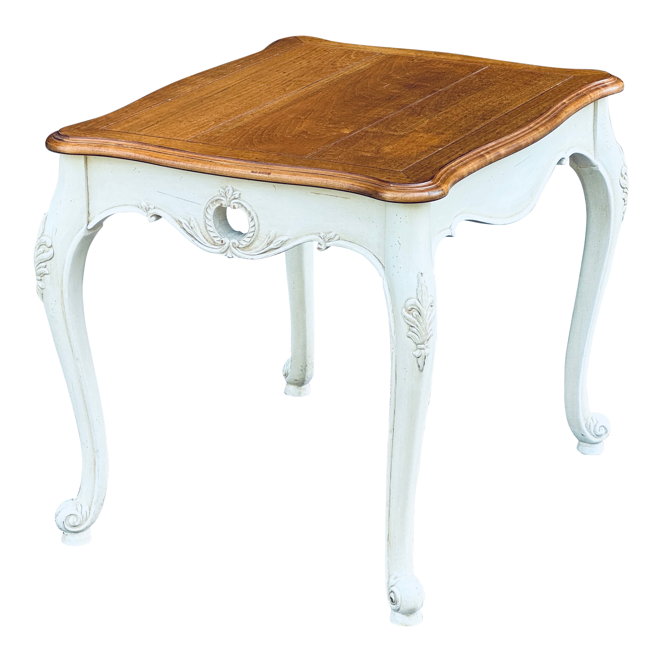 1990's Ethan Allen Legacy Collection French Provincial Carved End