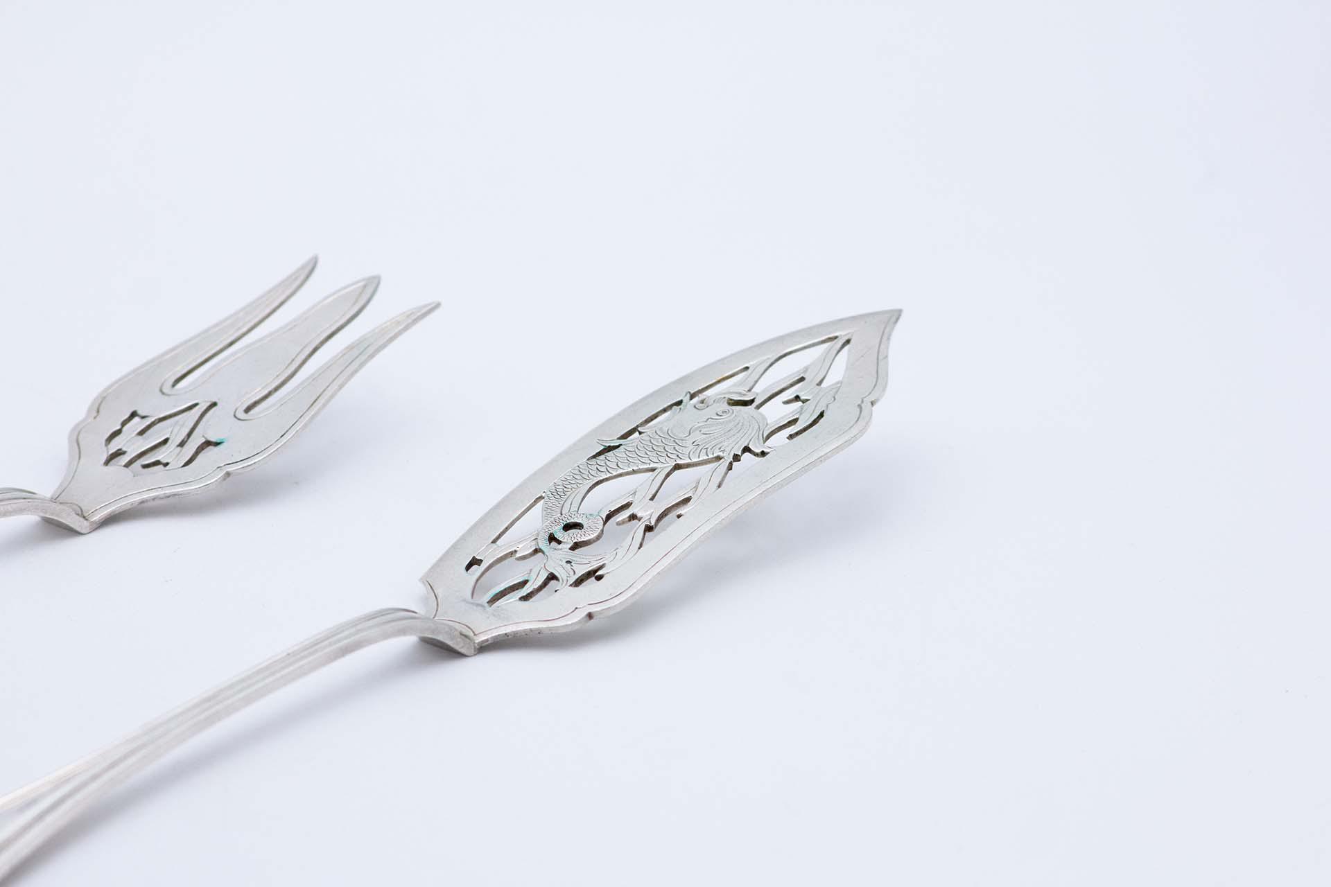 Fish Knife and Fork in Cut and Engraved Silver, Set of 2
