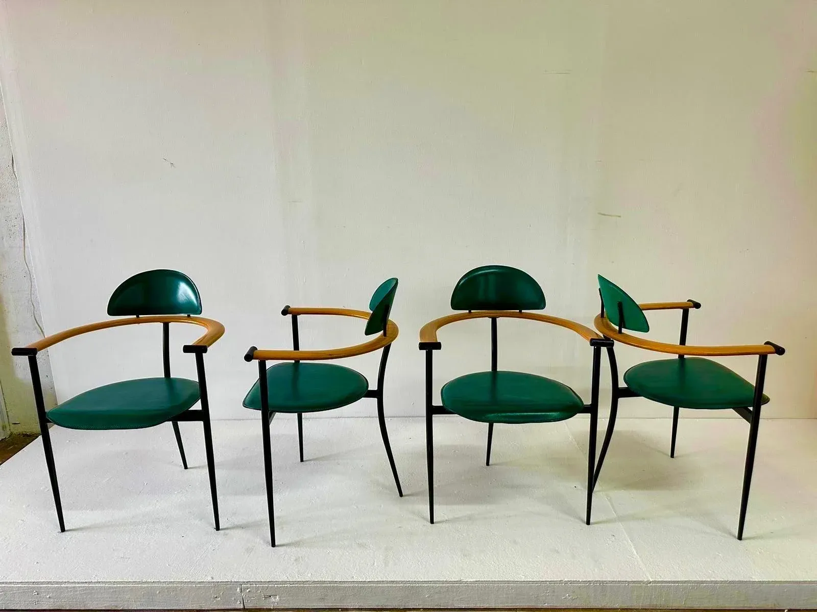 Italian Arrben Chair イタリア チェア カッシーナ Italian Arrben Chair イタリア チェア カッシーナ Green