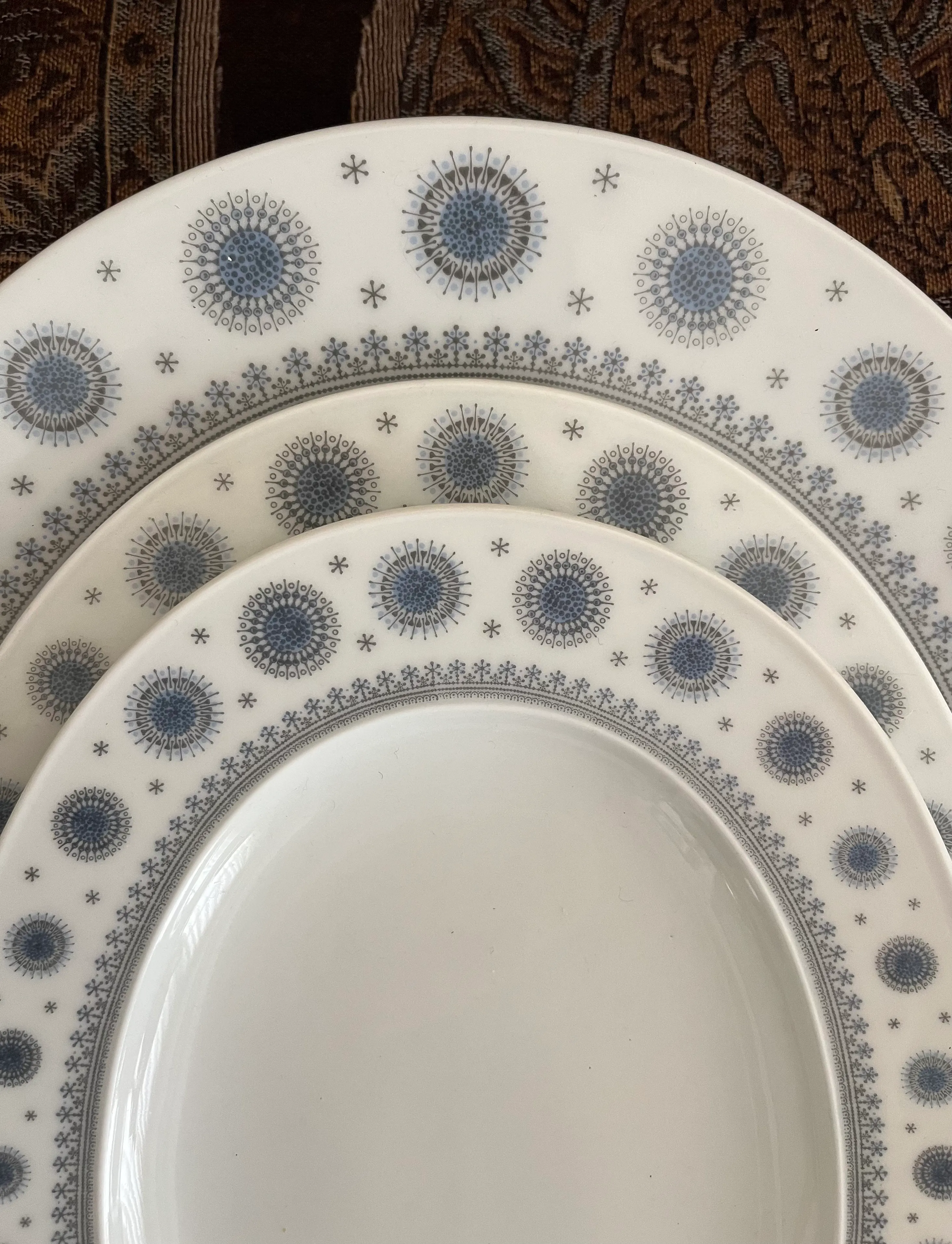 Mid-Century 1963 Rosenthal Germany “EisBlume” Ice Blossom