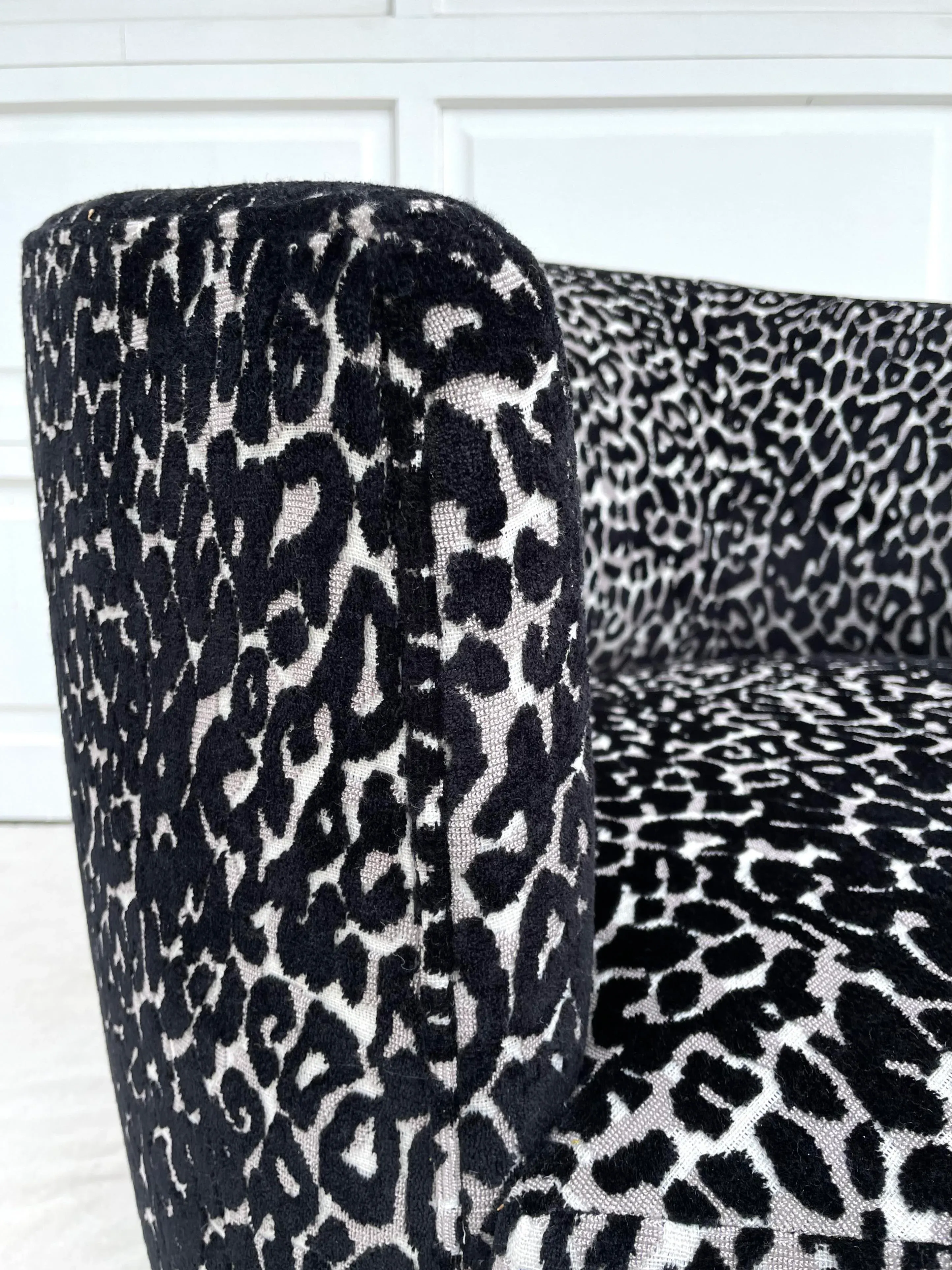 Animal print 2024 barrel chair